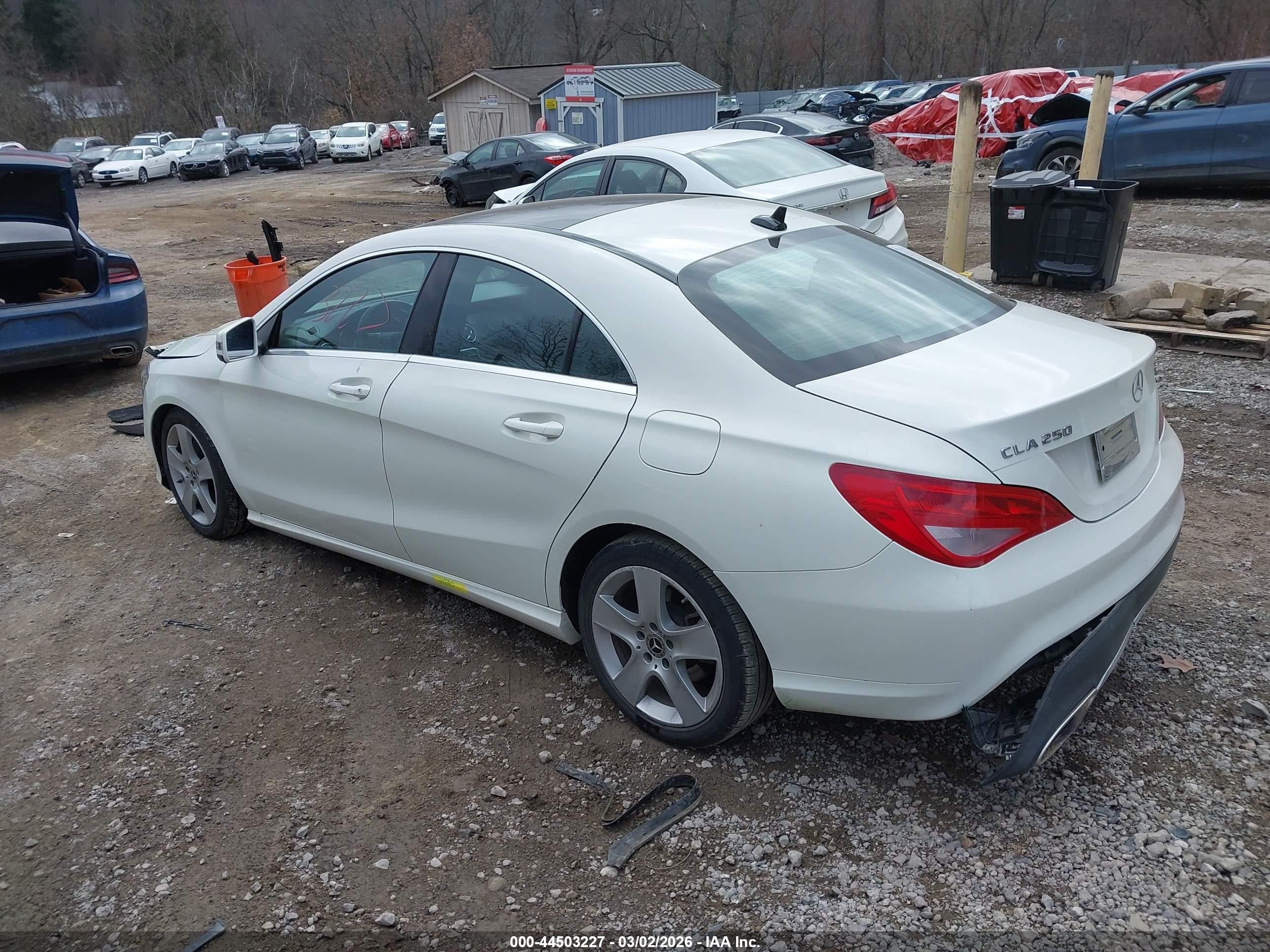 MERCEDES-BENZ CLA 250 4MATIC 2018