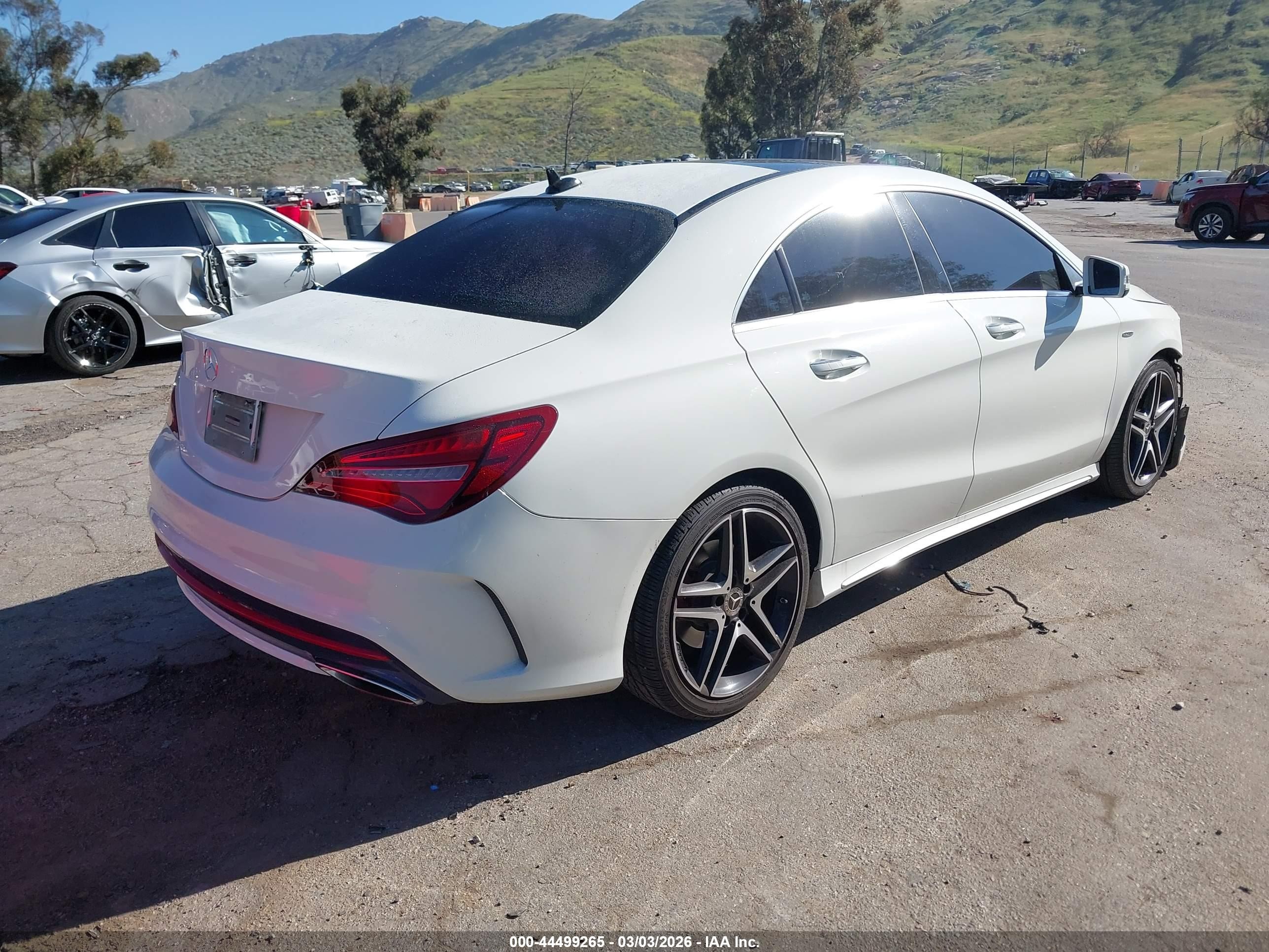 MERCEDES-BENZ CLA 250 2018