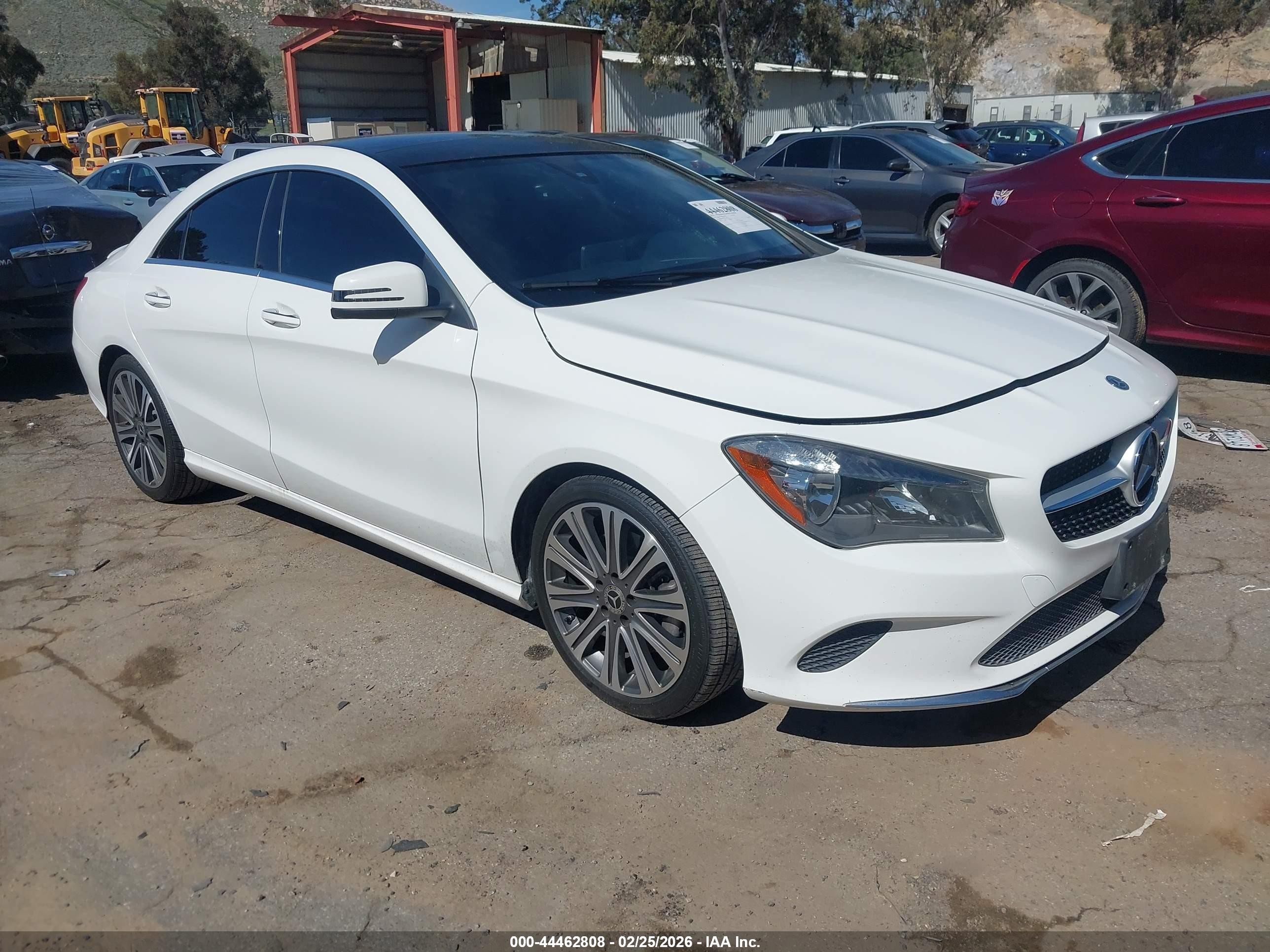 MERCEDES-BENZ CLA 250 2019