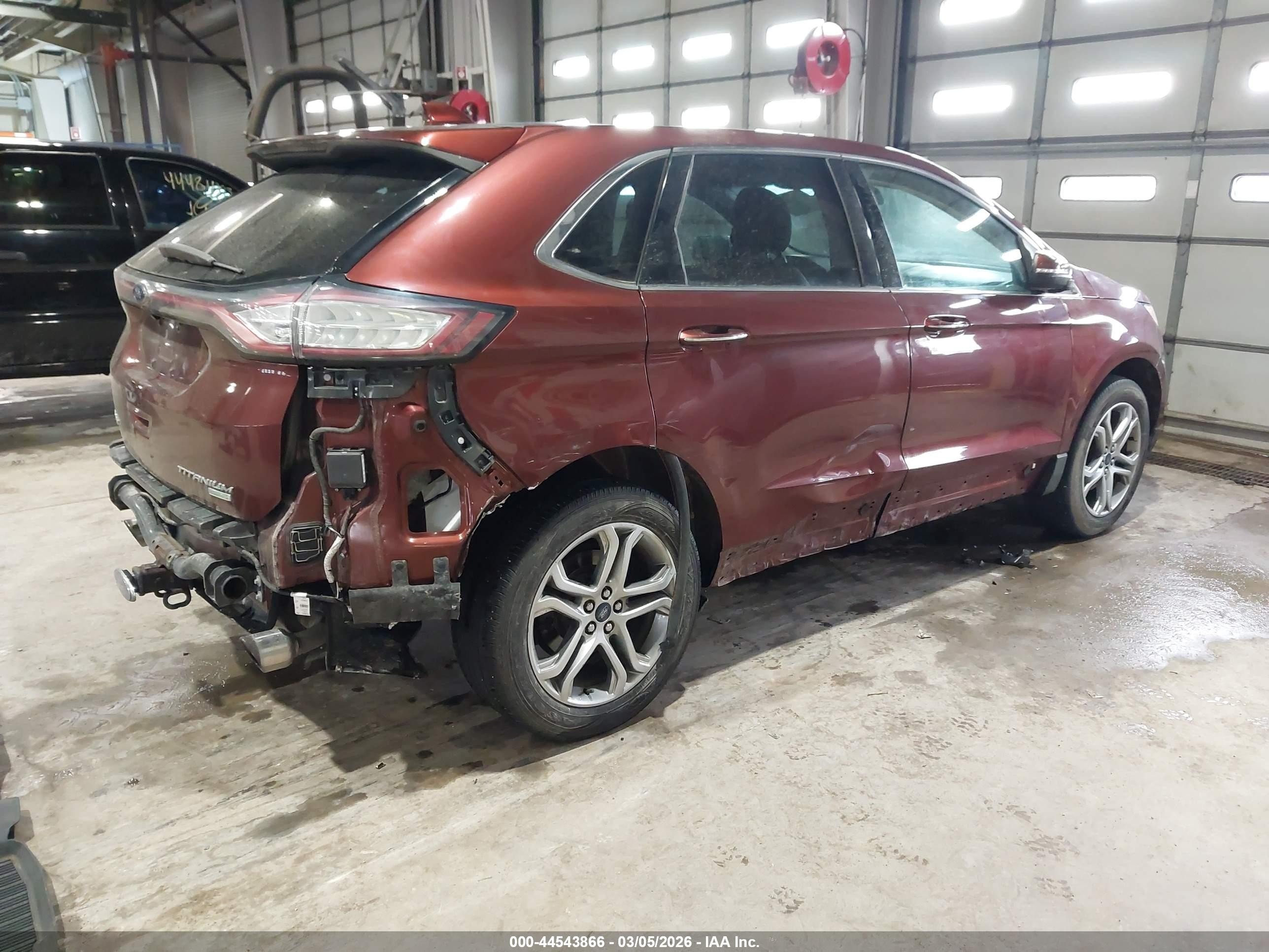 FORD EDGE TITANIUM 2016