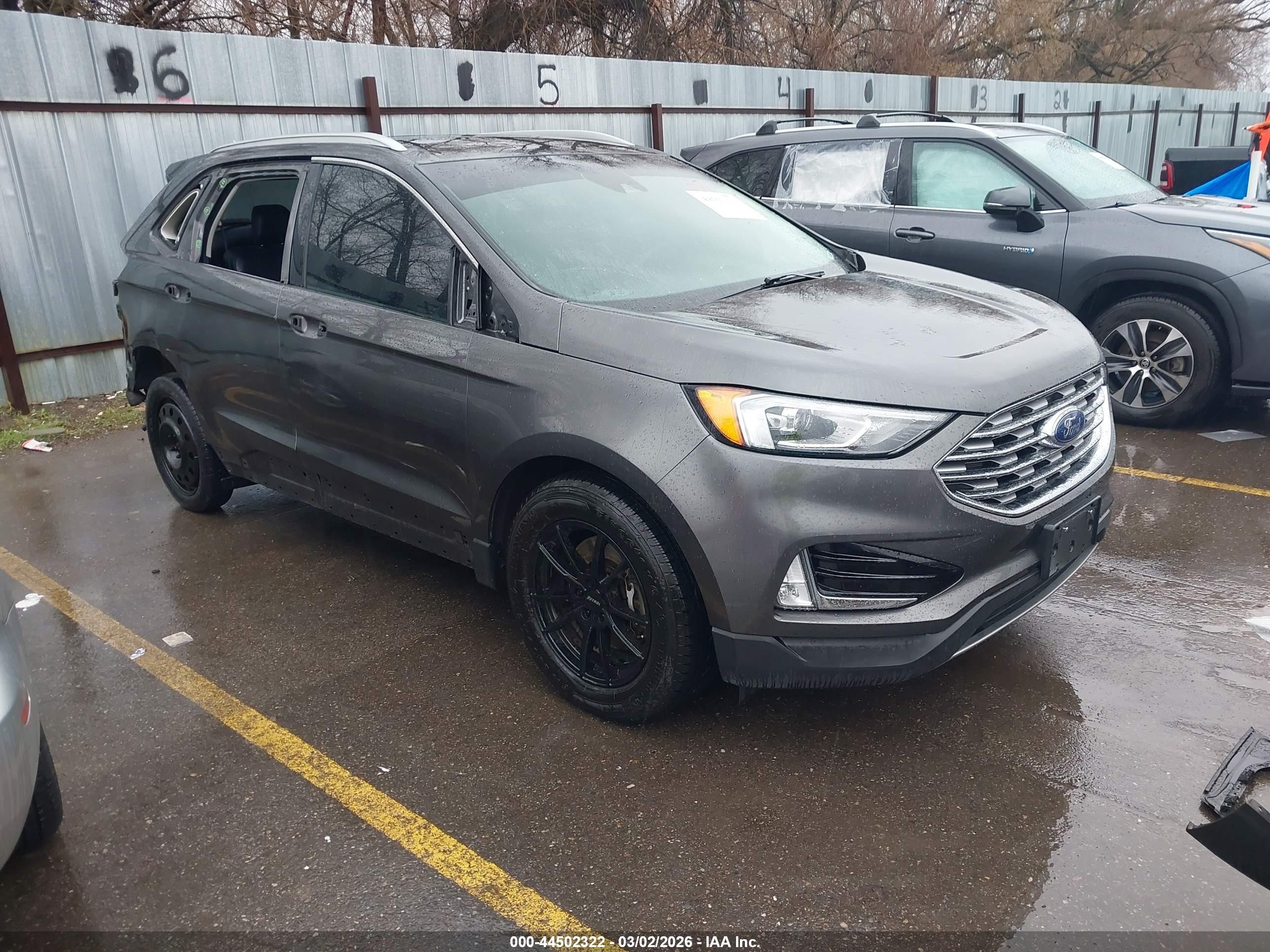 FORD EDGE SEL 2019
