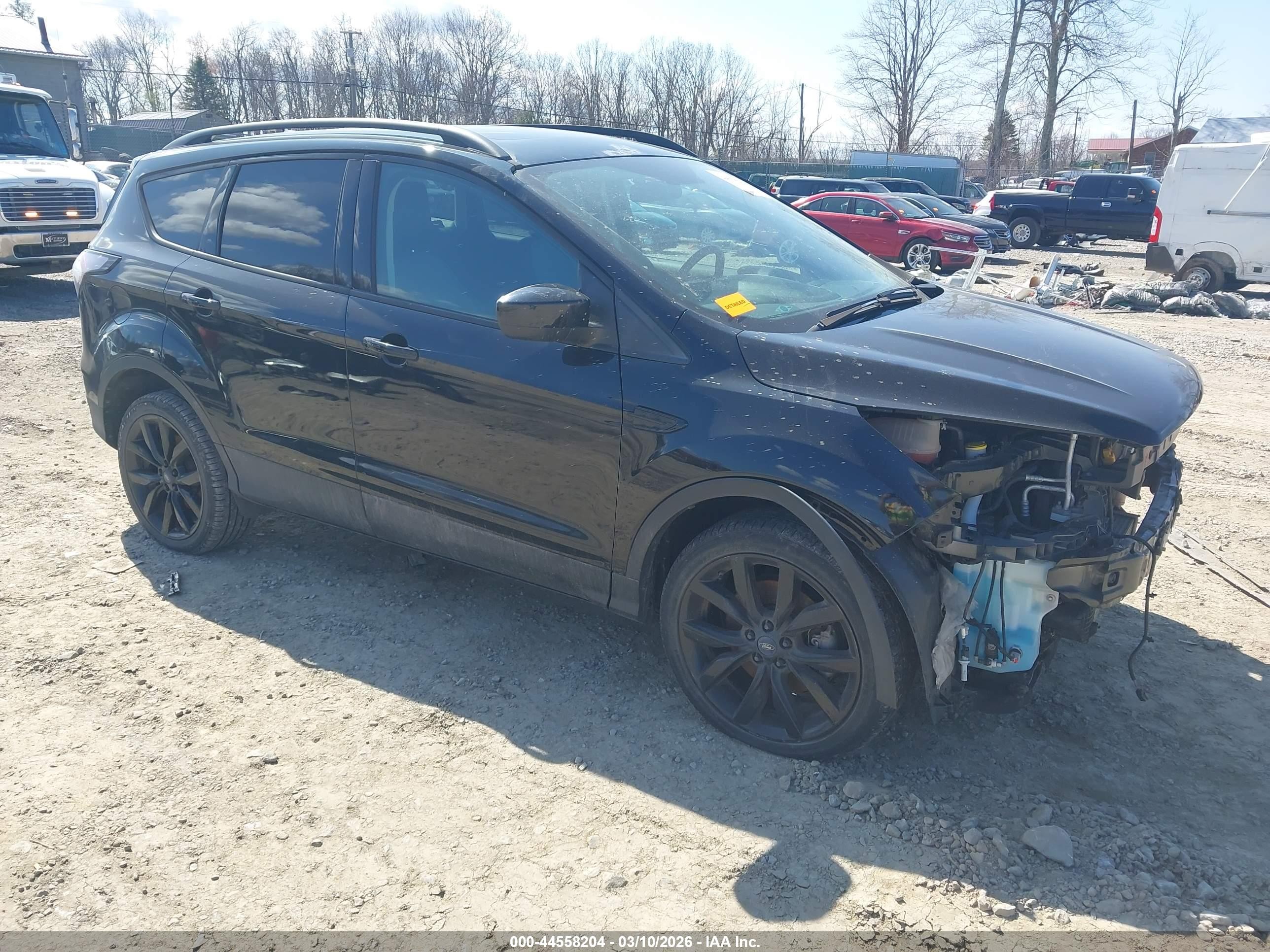 FORD ESCAPE SE 2017