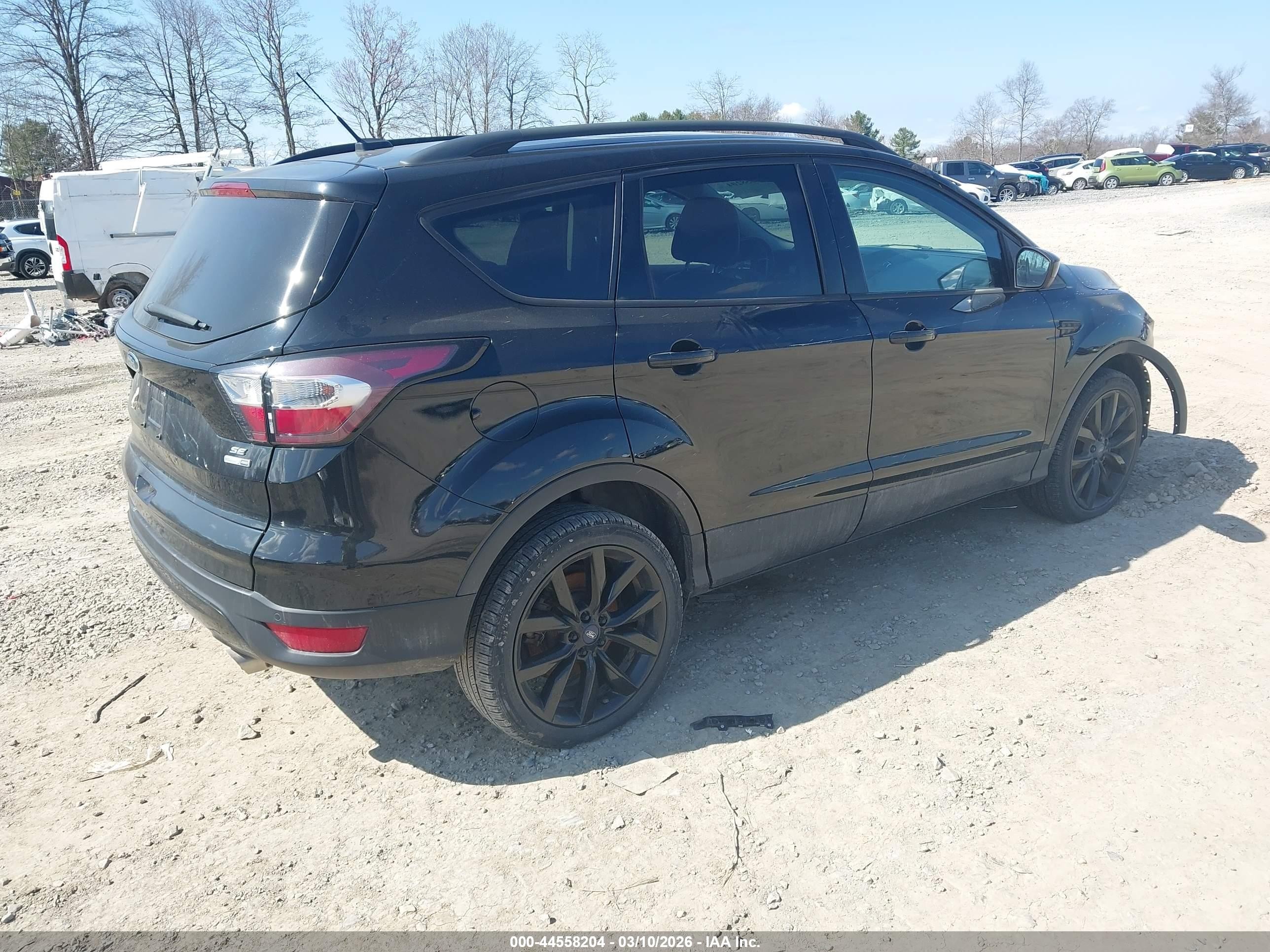 FORD ESCAPE SE 2017