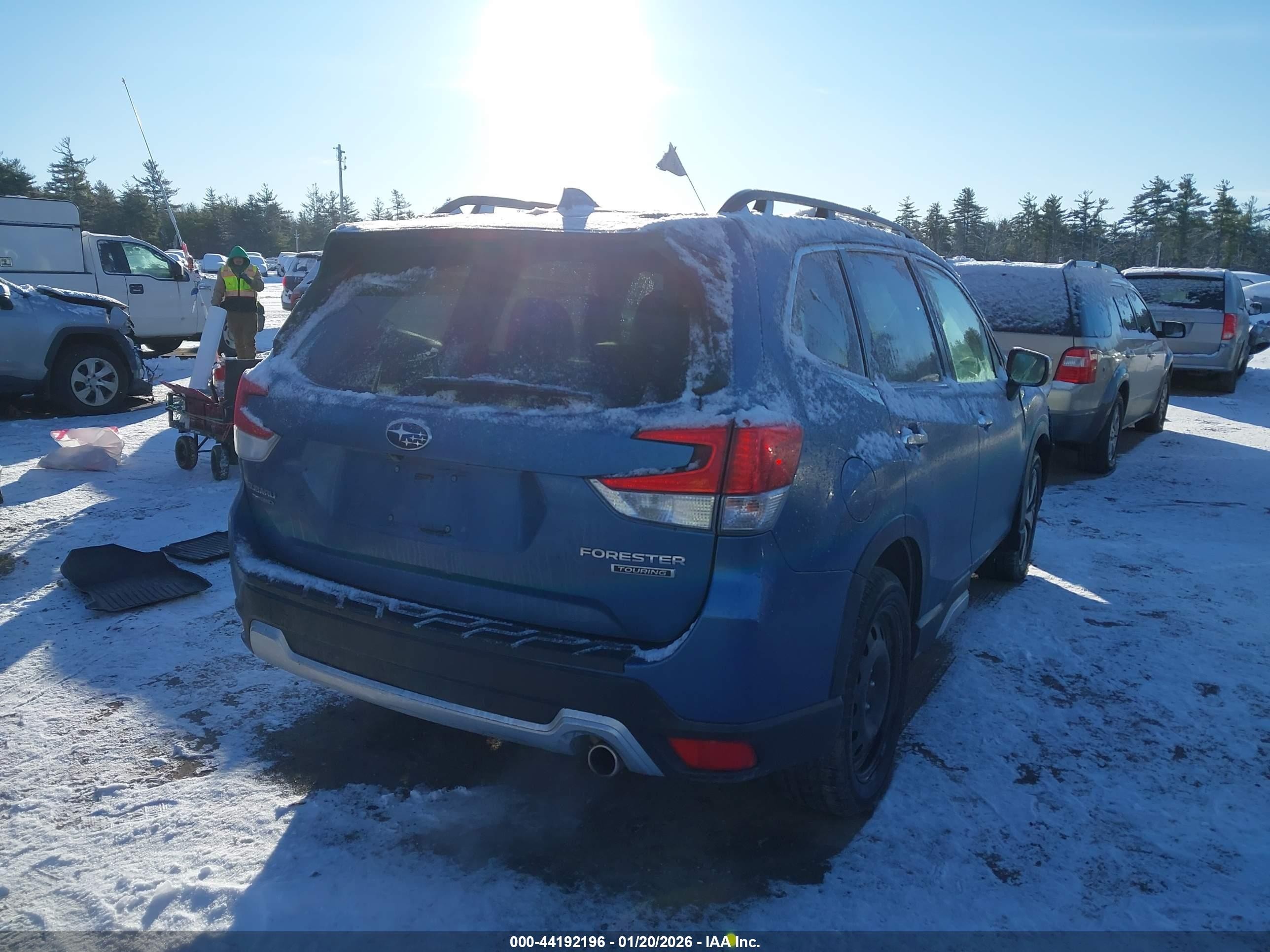 SUBARU FORESTER TOURING 2019