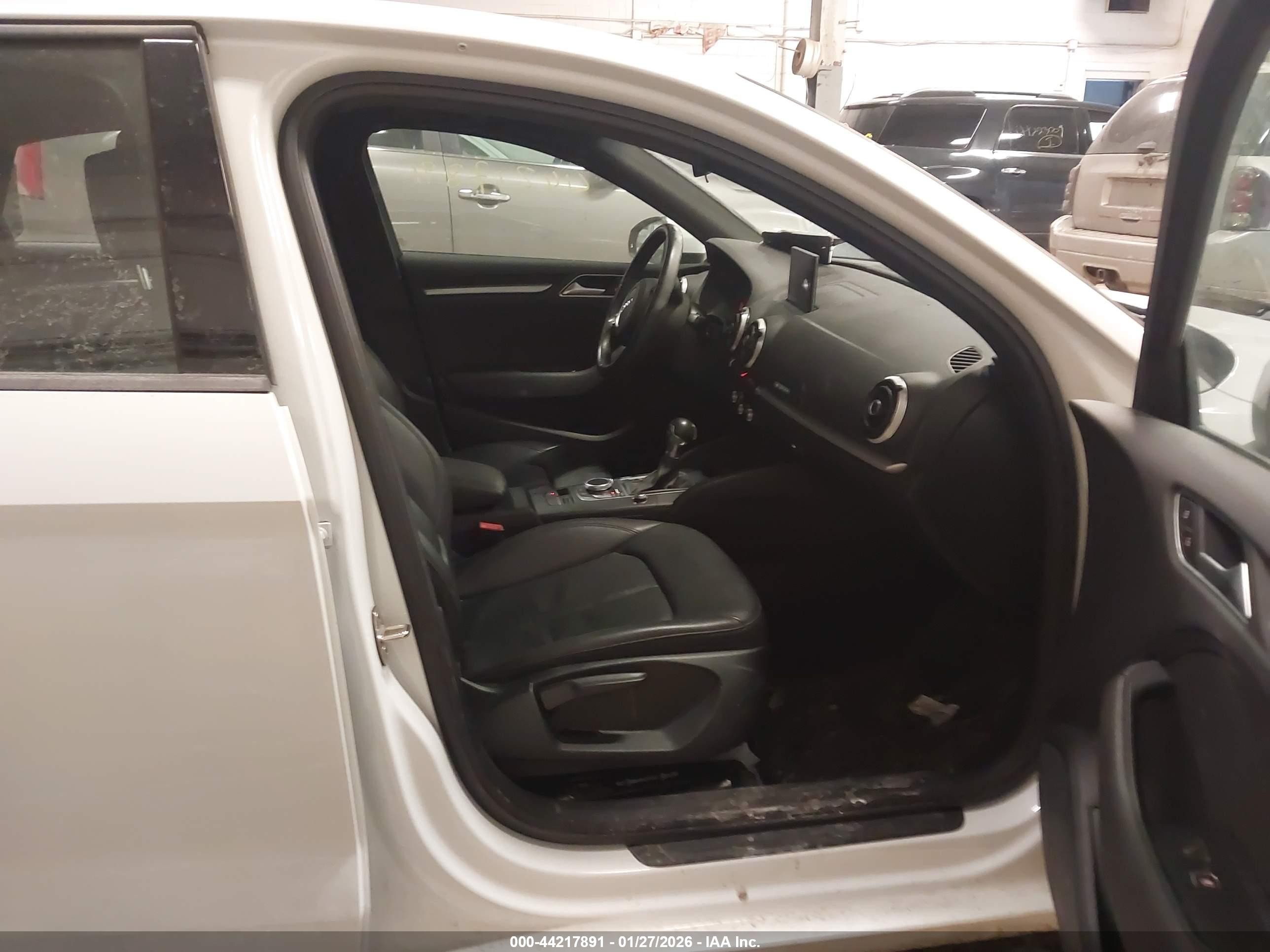 AUDI A3 2.0T PREMIUM 2016