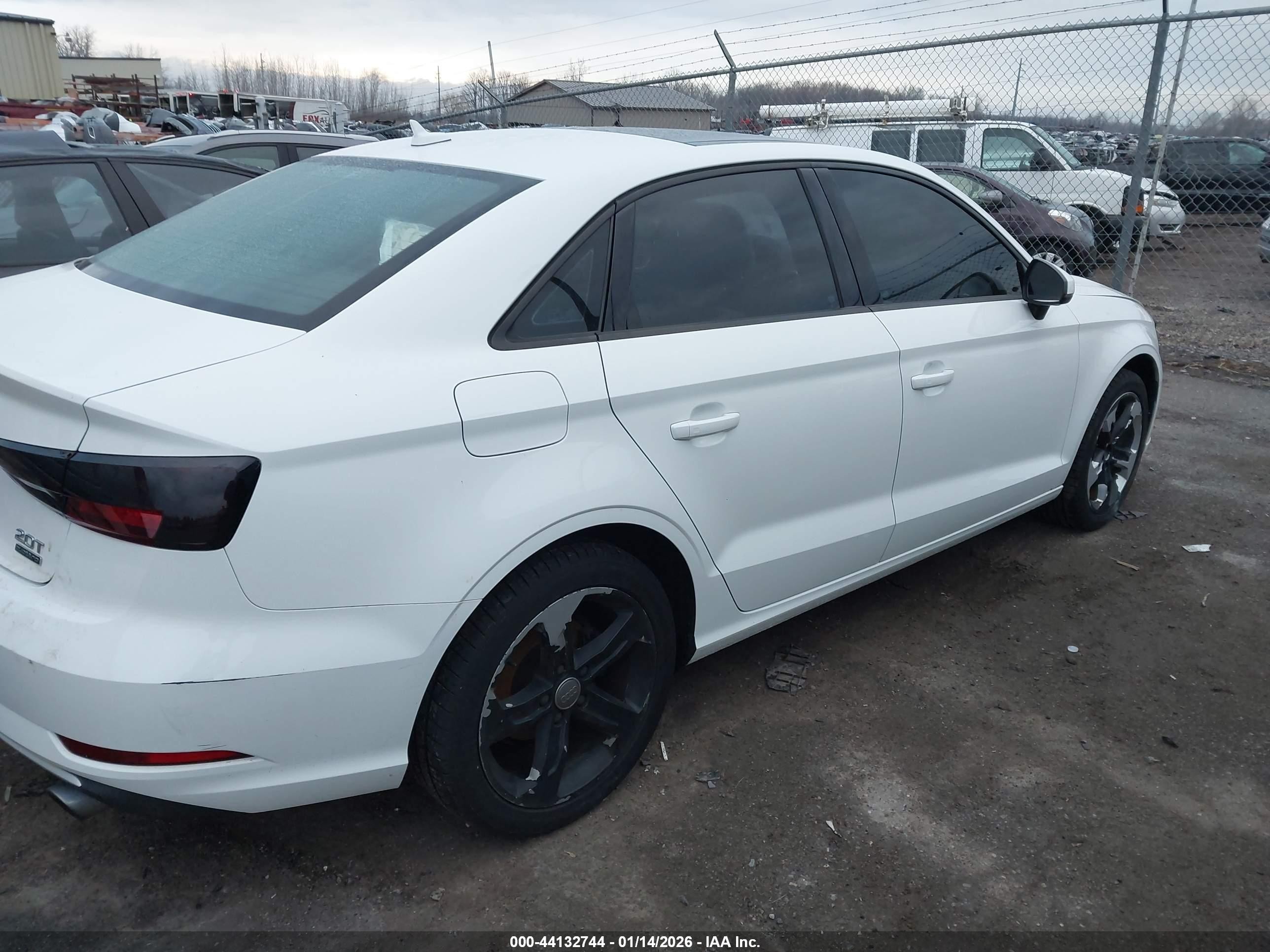 AUDI A3 2.0T PREMIUM 2018