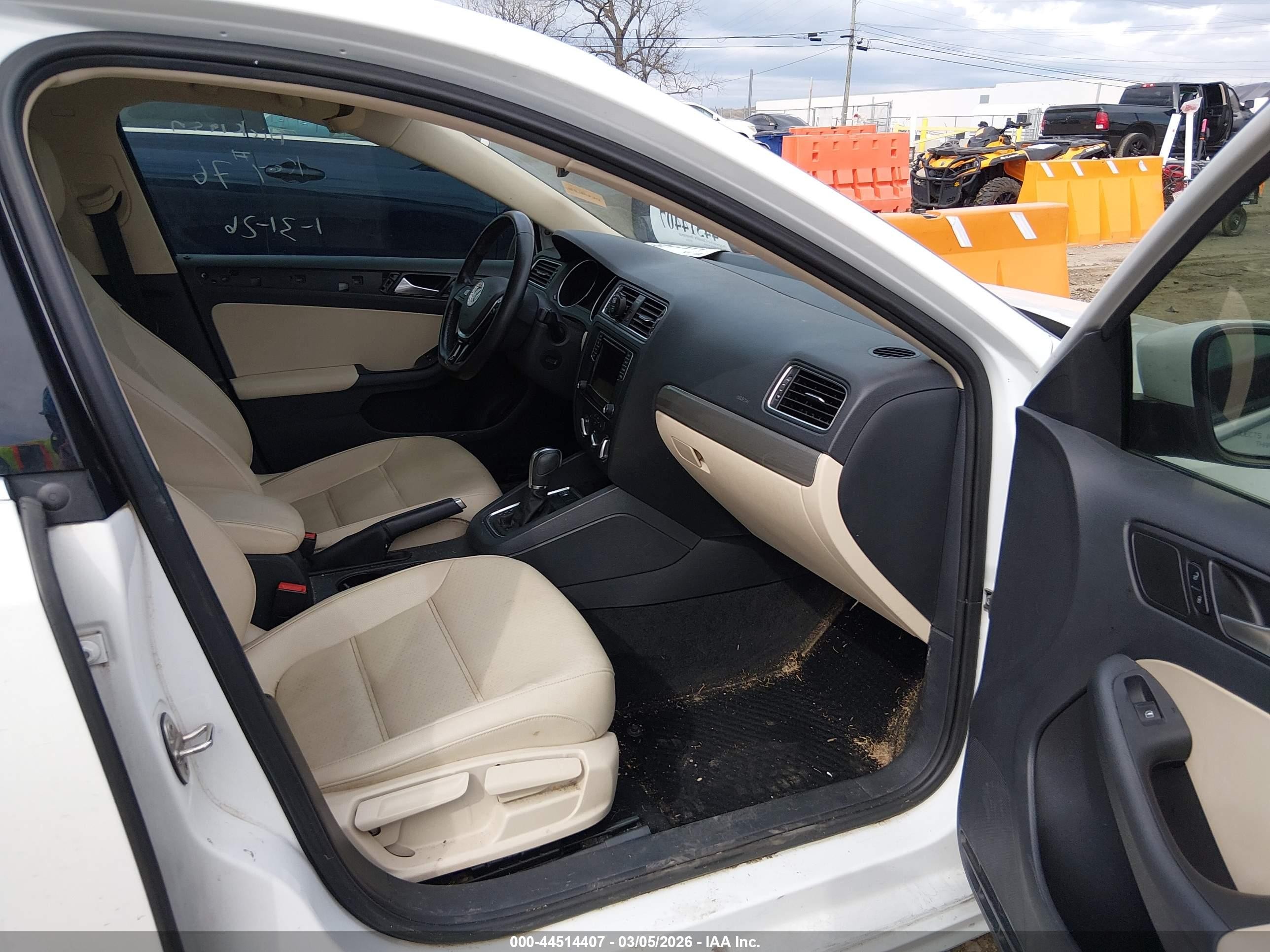 VOLKSWAGEN JETTA 1.4T SE 2017