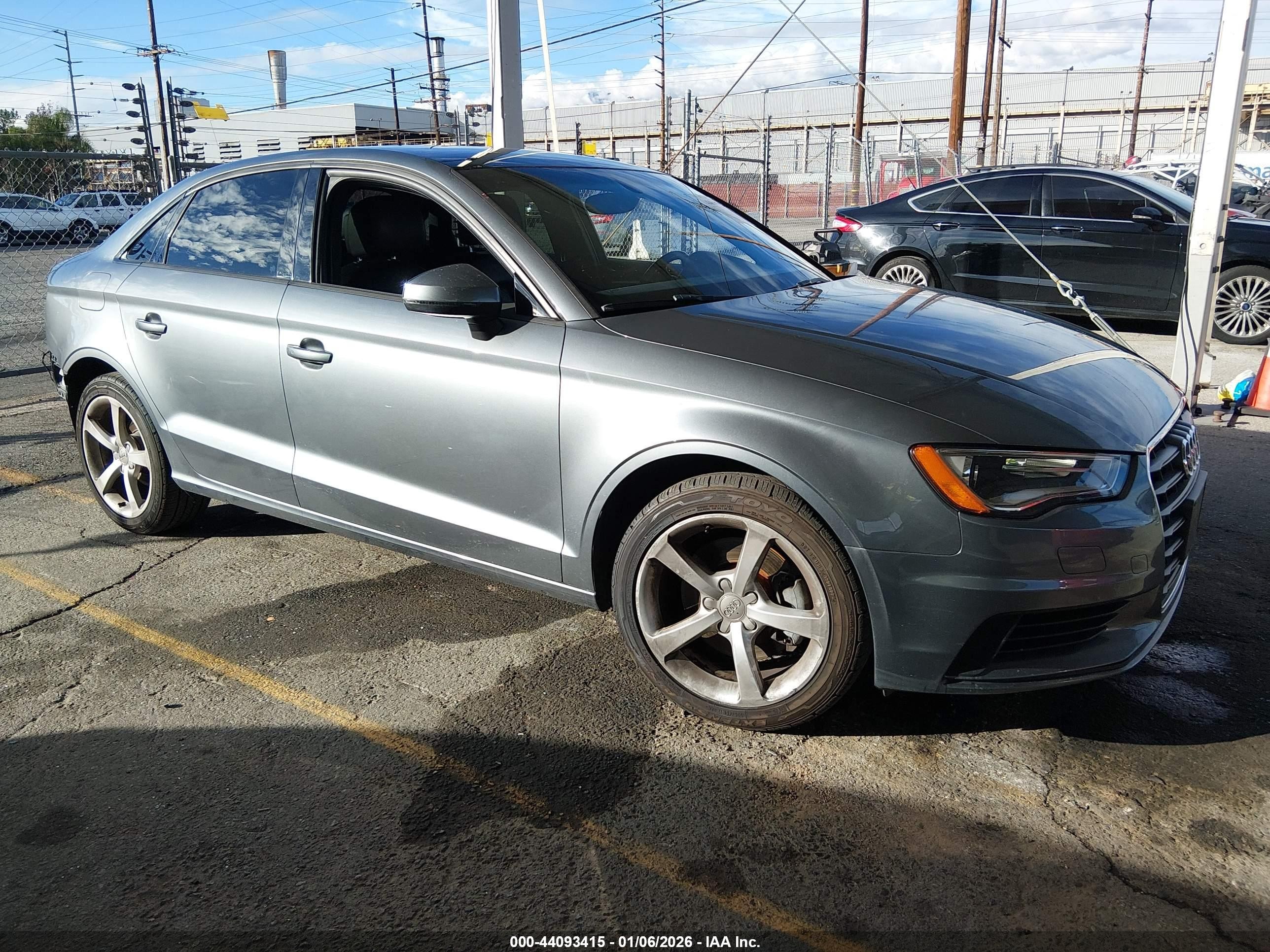 AUDI A3 1.8T PREMIUM 2015