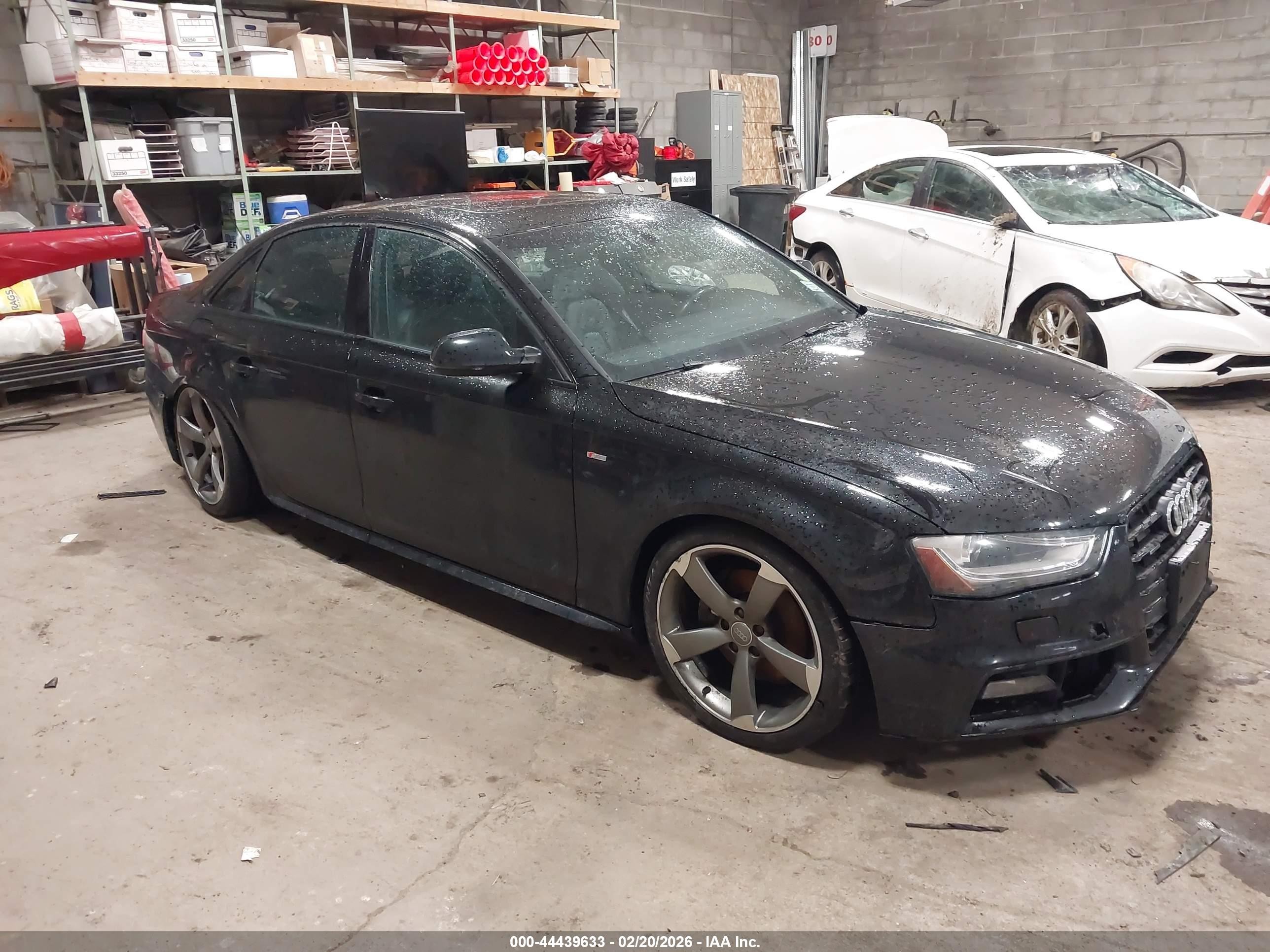 AUDI A4 2.0T PREMIUM 2015