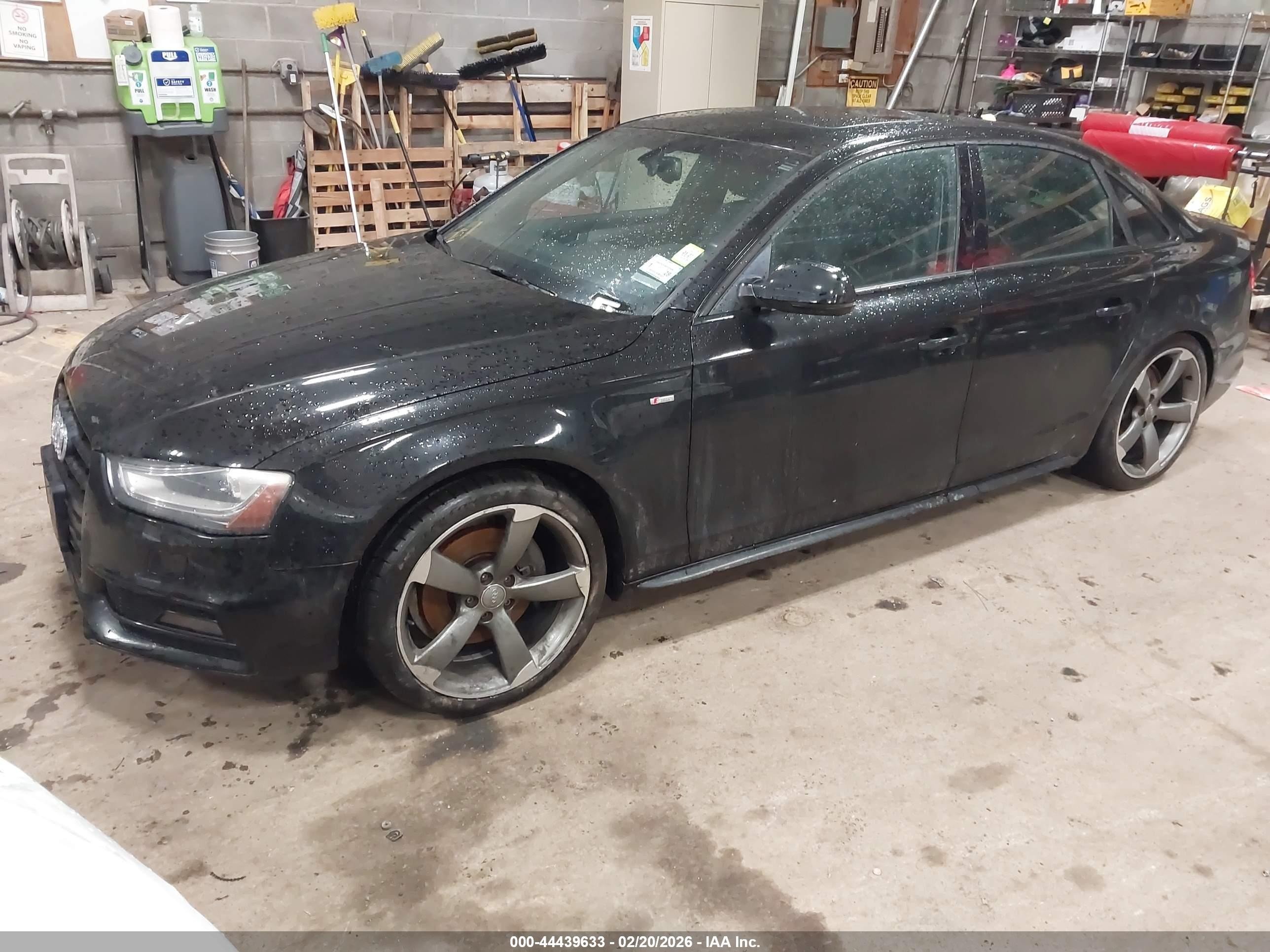 AUDI A4 2.0T PREMIUM 2015