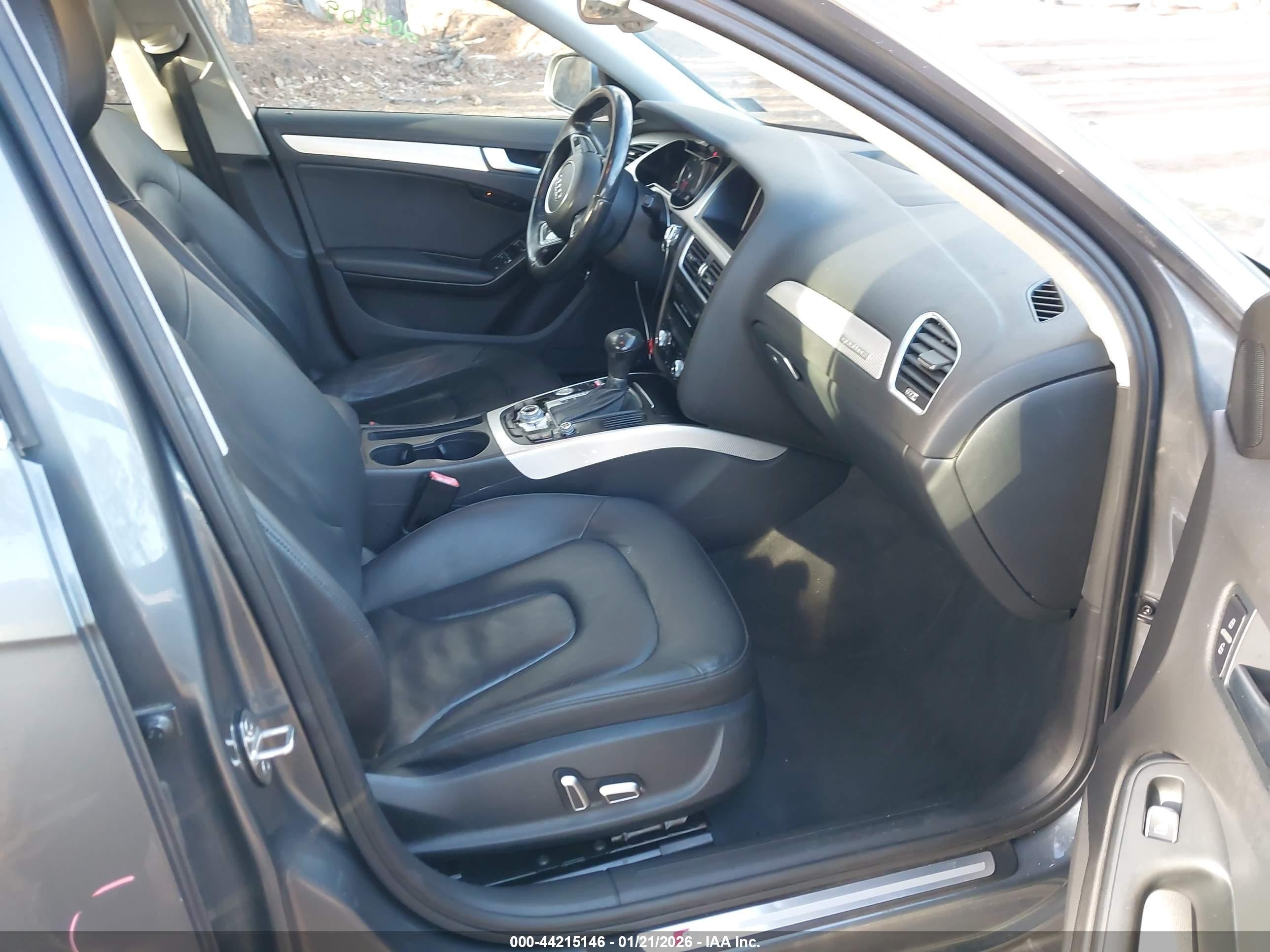 AUDI A4 2.0T PREMIUM 2015