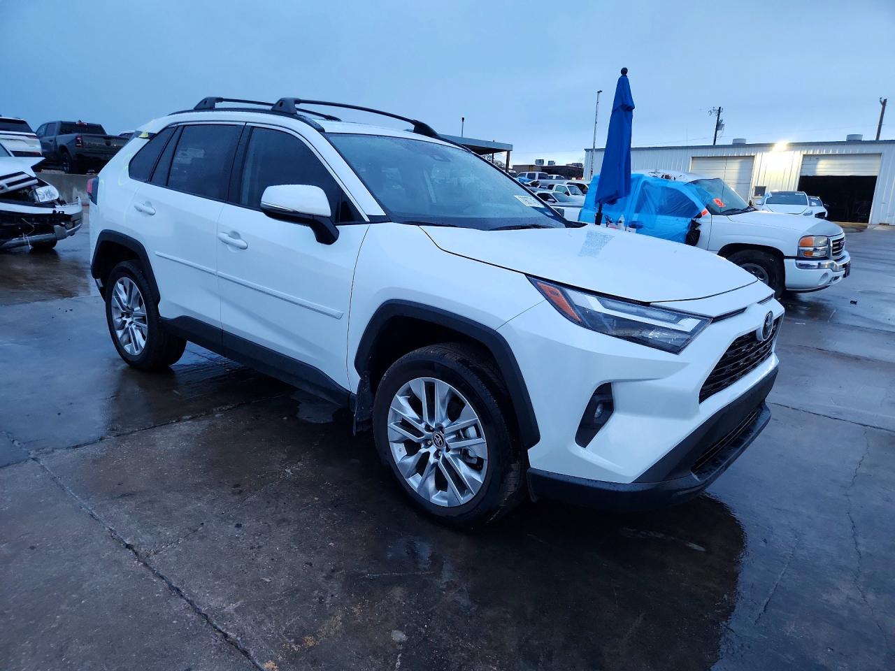 TOYOTA Rav4 Xle Premium 2025