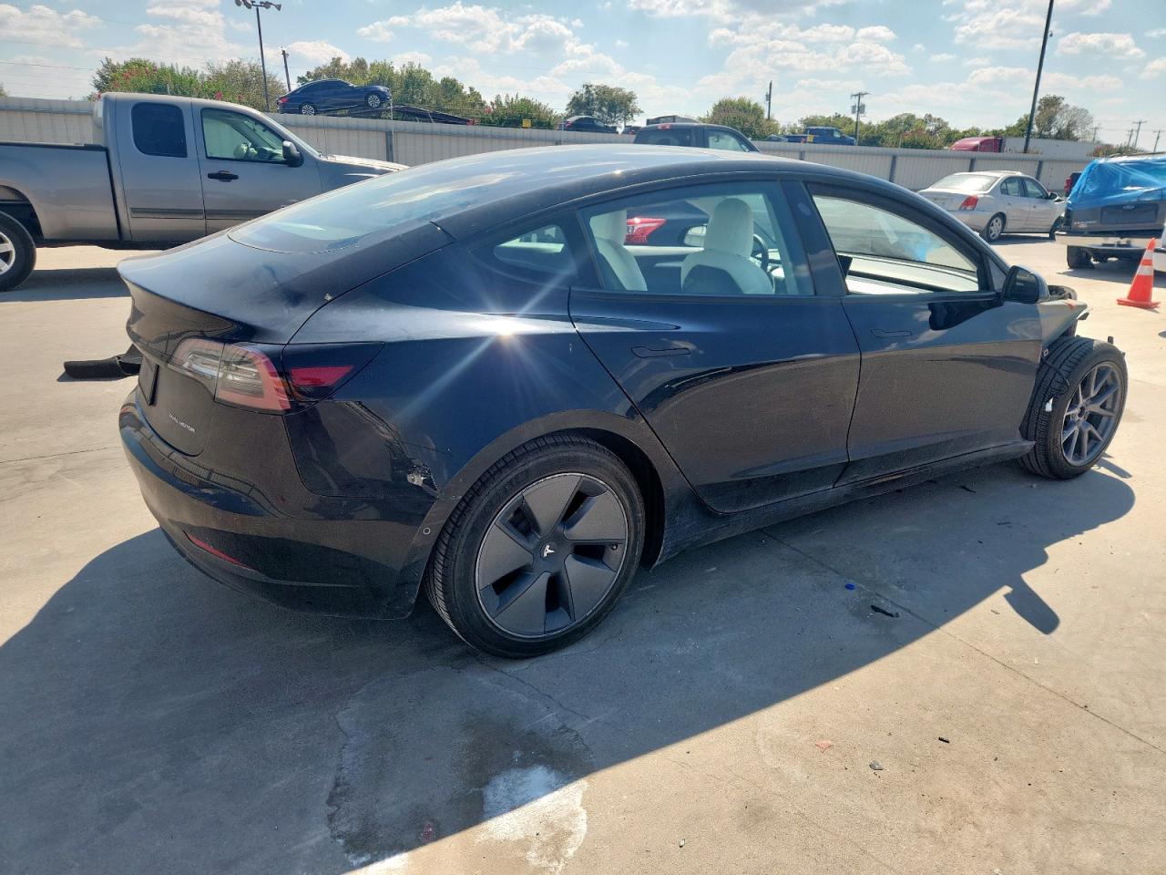 TESLA Model 3 2021
