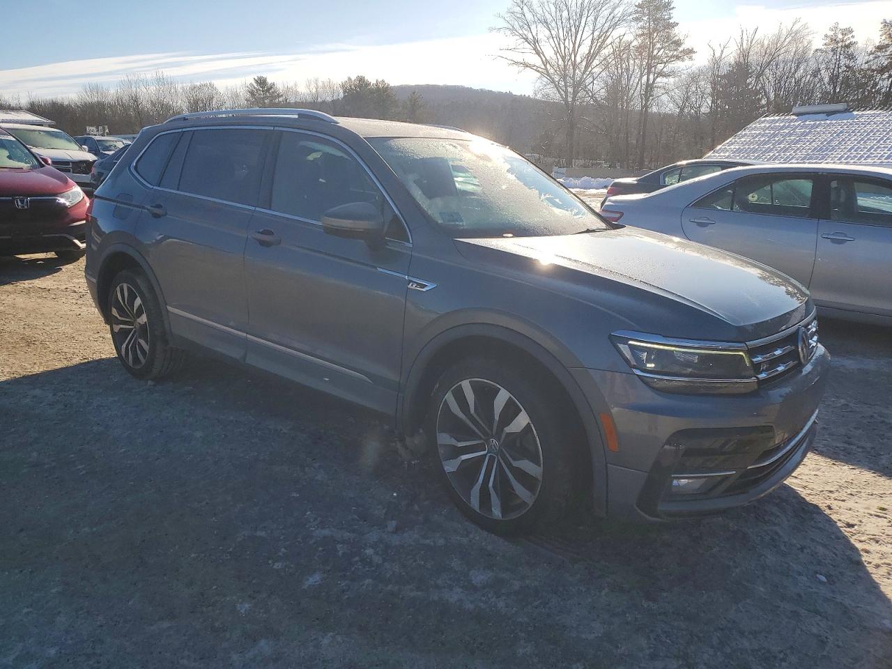 VOLKSWAGEN Tiguan Sel Premium R-line 2021