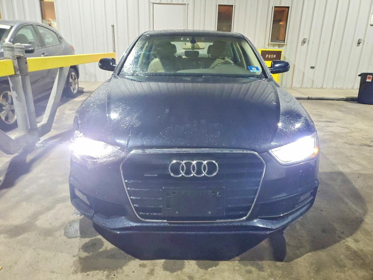 AUDI A4 Premium 2015