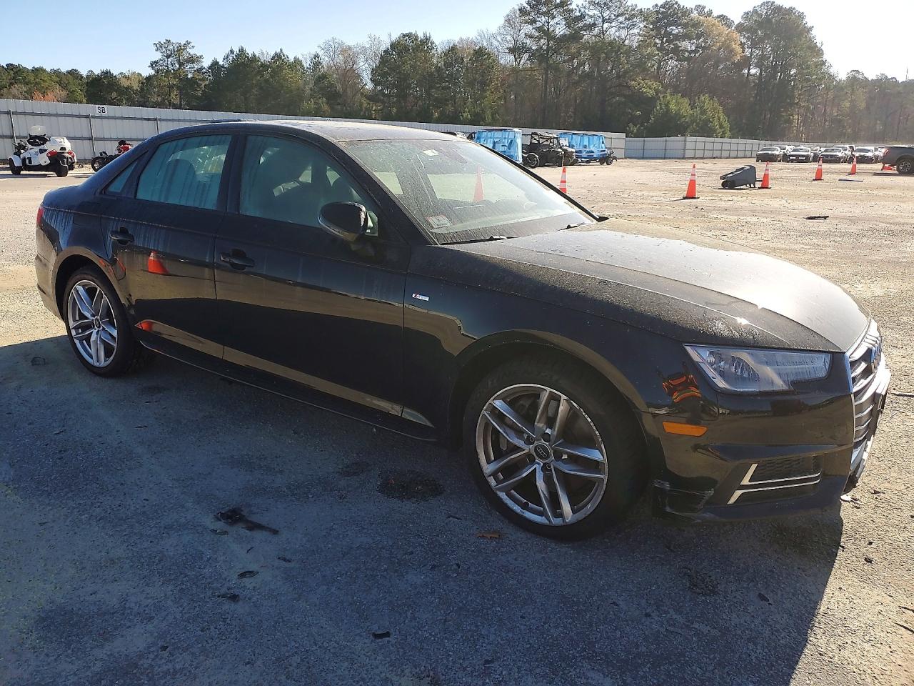 AUDI A4 Premium 2017