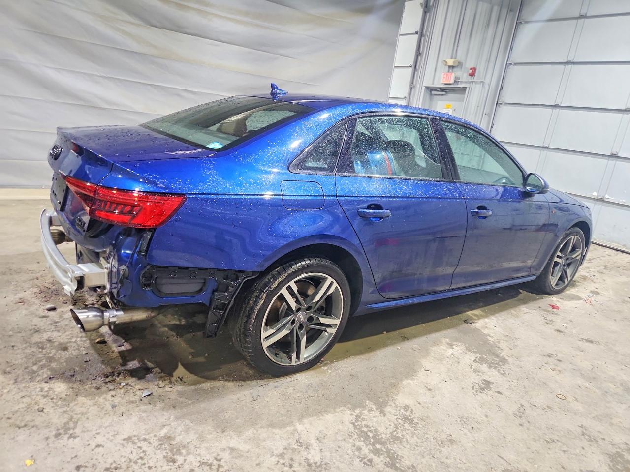 AUDI A4 2017