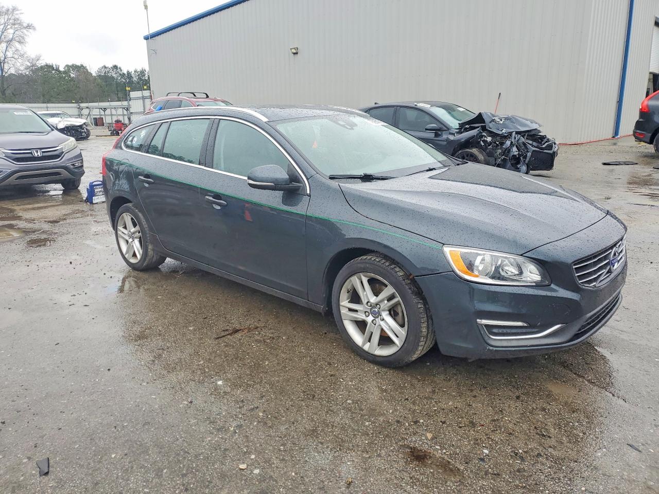 VOLVO V60 Premier+ 2015