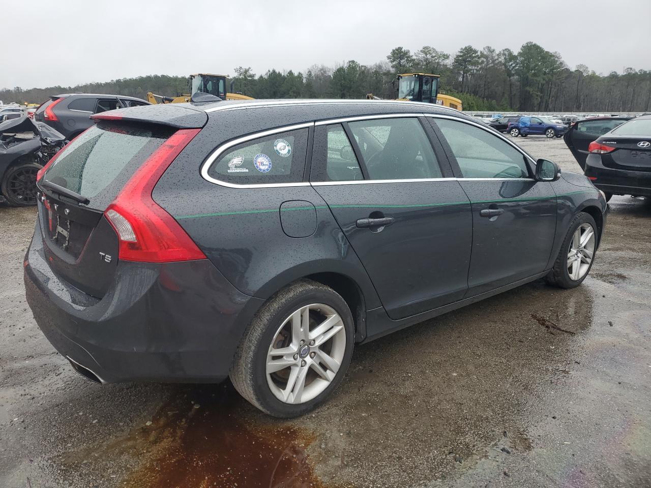 VOLVO V60 Premier+ 2015