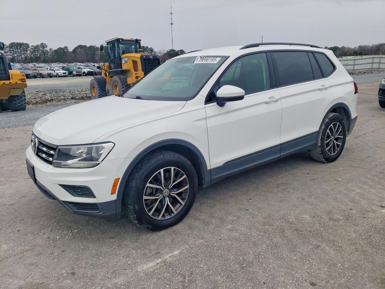 VOLKSWAGEN Tiguan S 2021