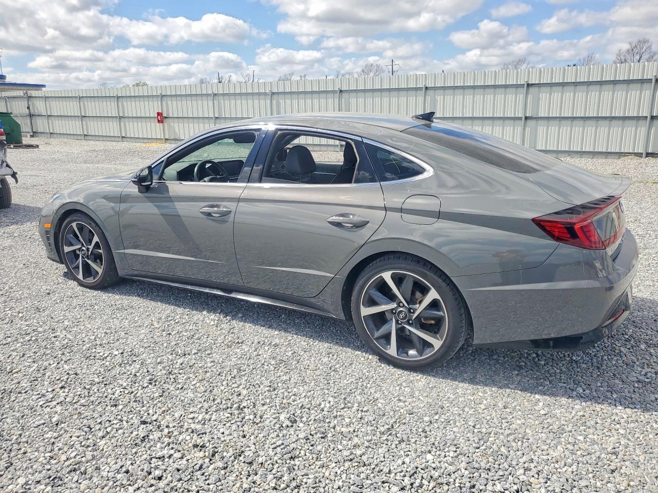 HYUNDAI Sonata Sel Plus 2021