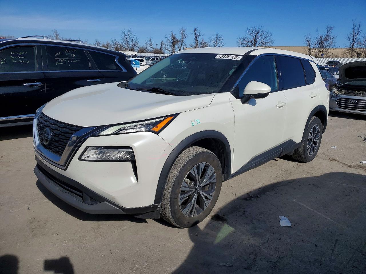 NISSAN Rogue Sv 2021