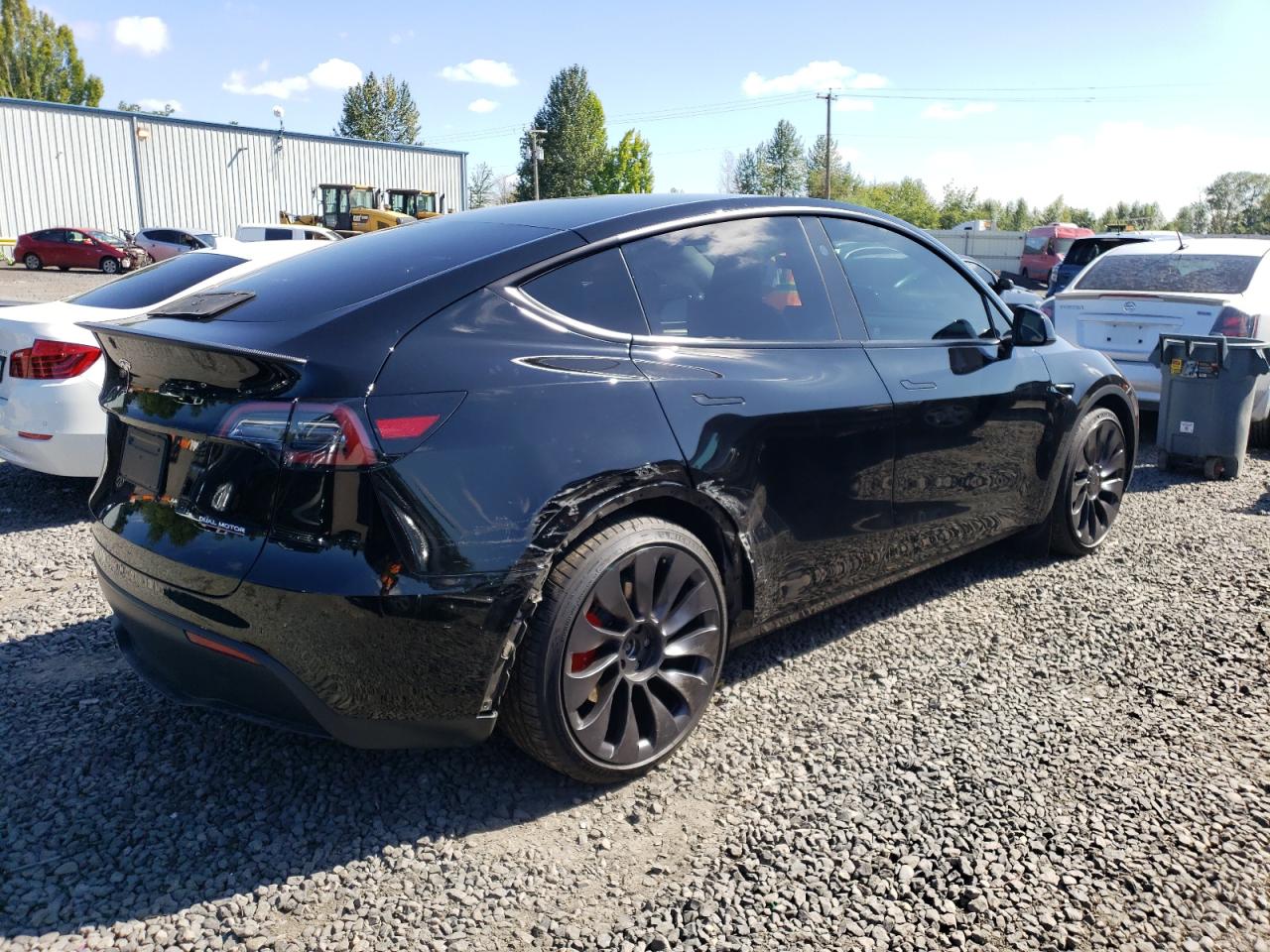 TESLA Model Y 2023