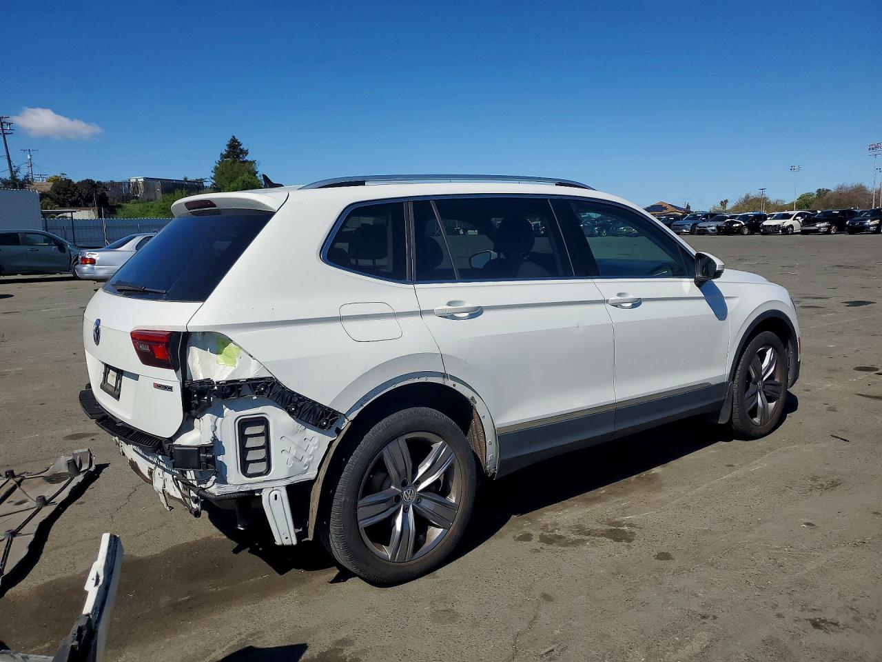 VOLKSWAGEN Tiguan Sel Premium 2019