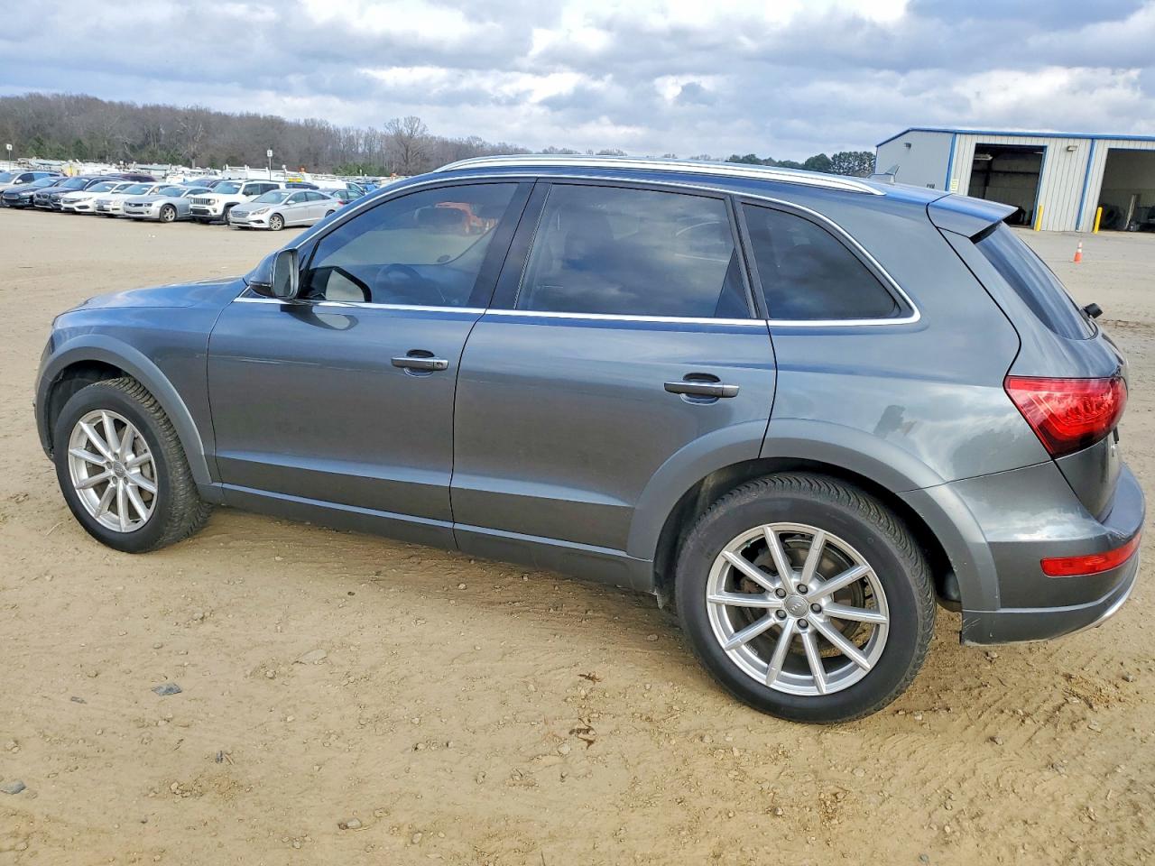 AUDI Q5 Premium Plus 2017