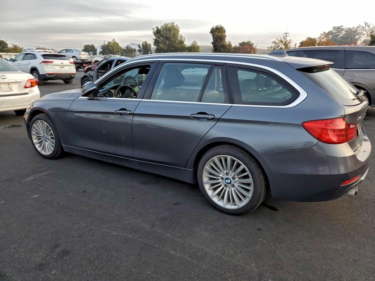 BMW 328 Xi 2014