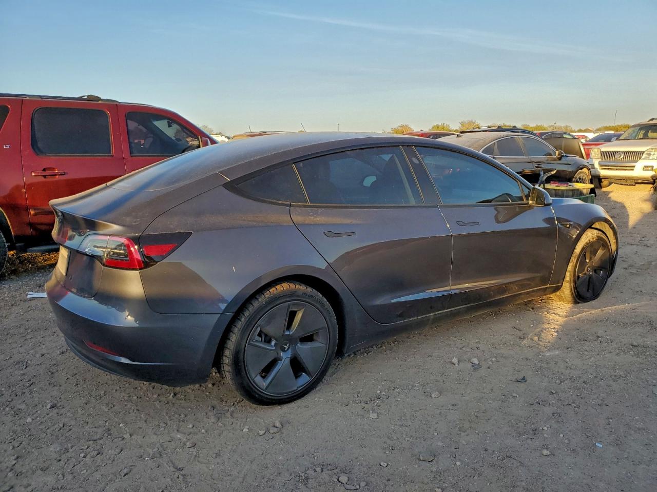 TESLA Model 3 2023