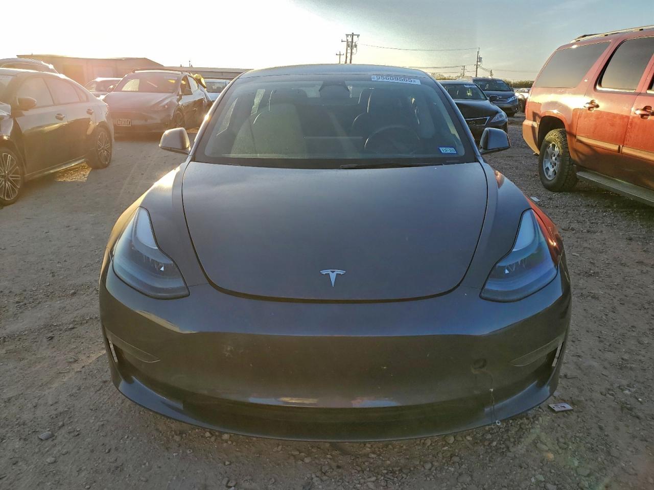 TESLA Model 3 2023
