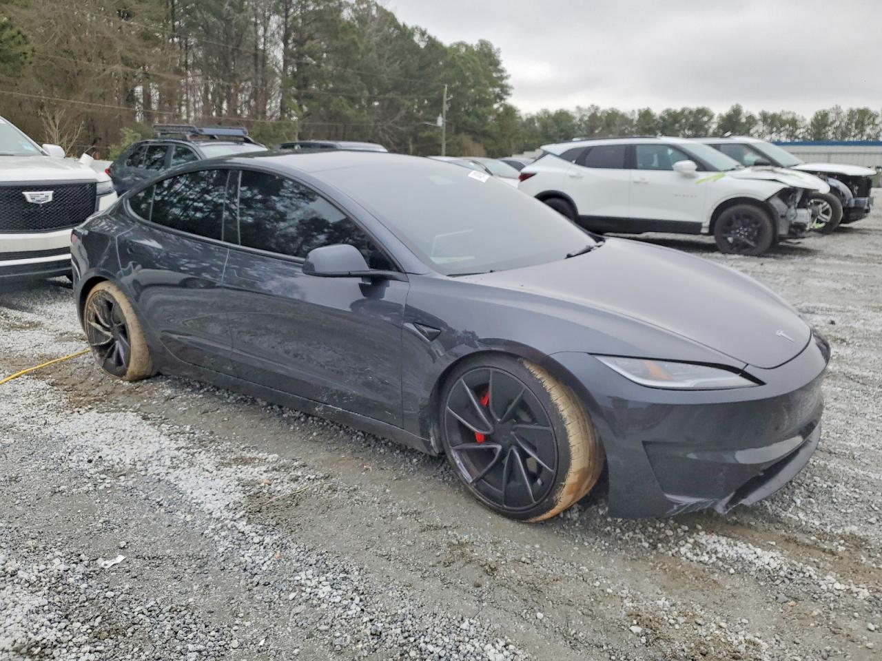 TESLA Model 3 2024