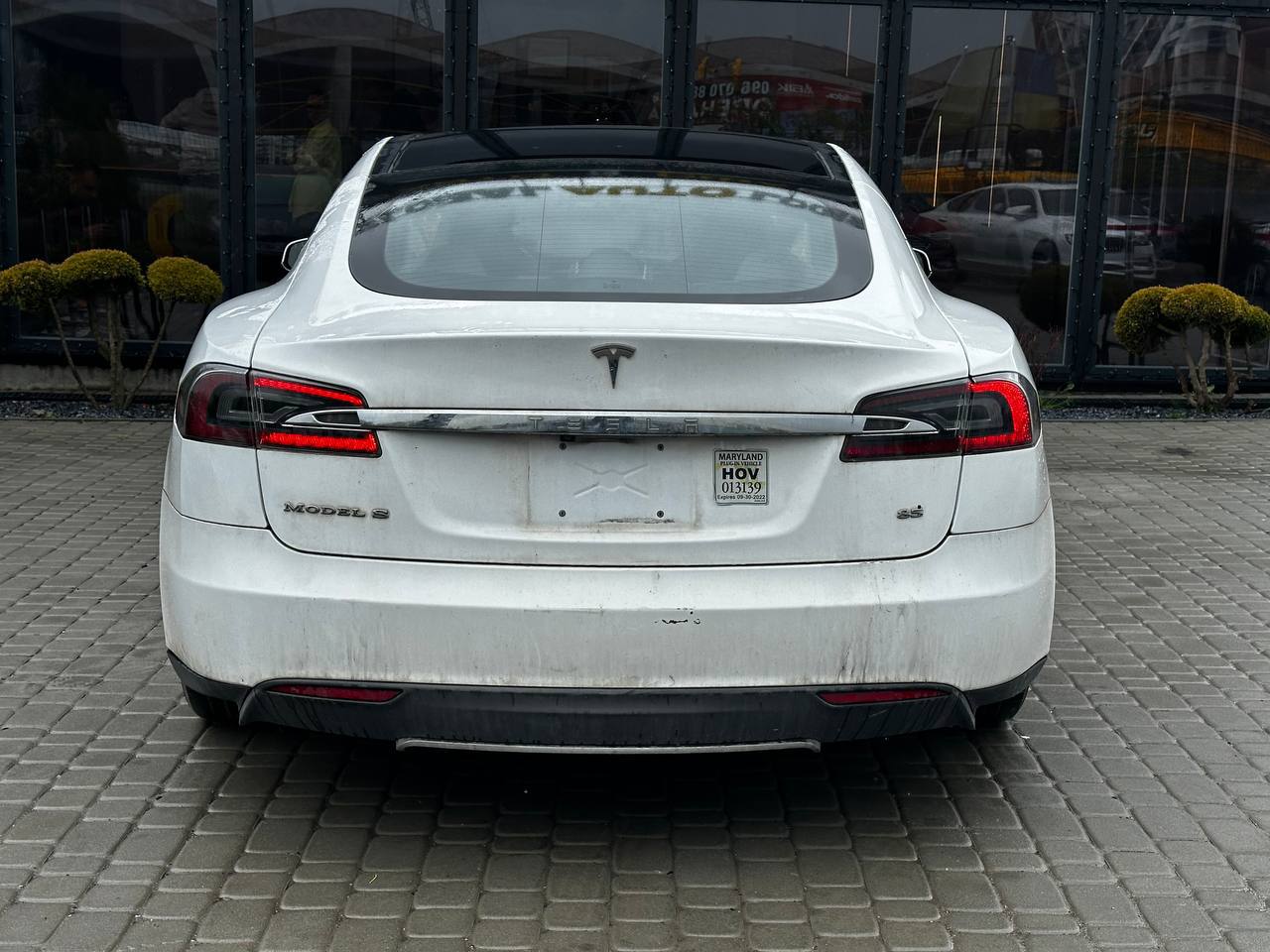 TESLA Model S 2013