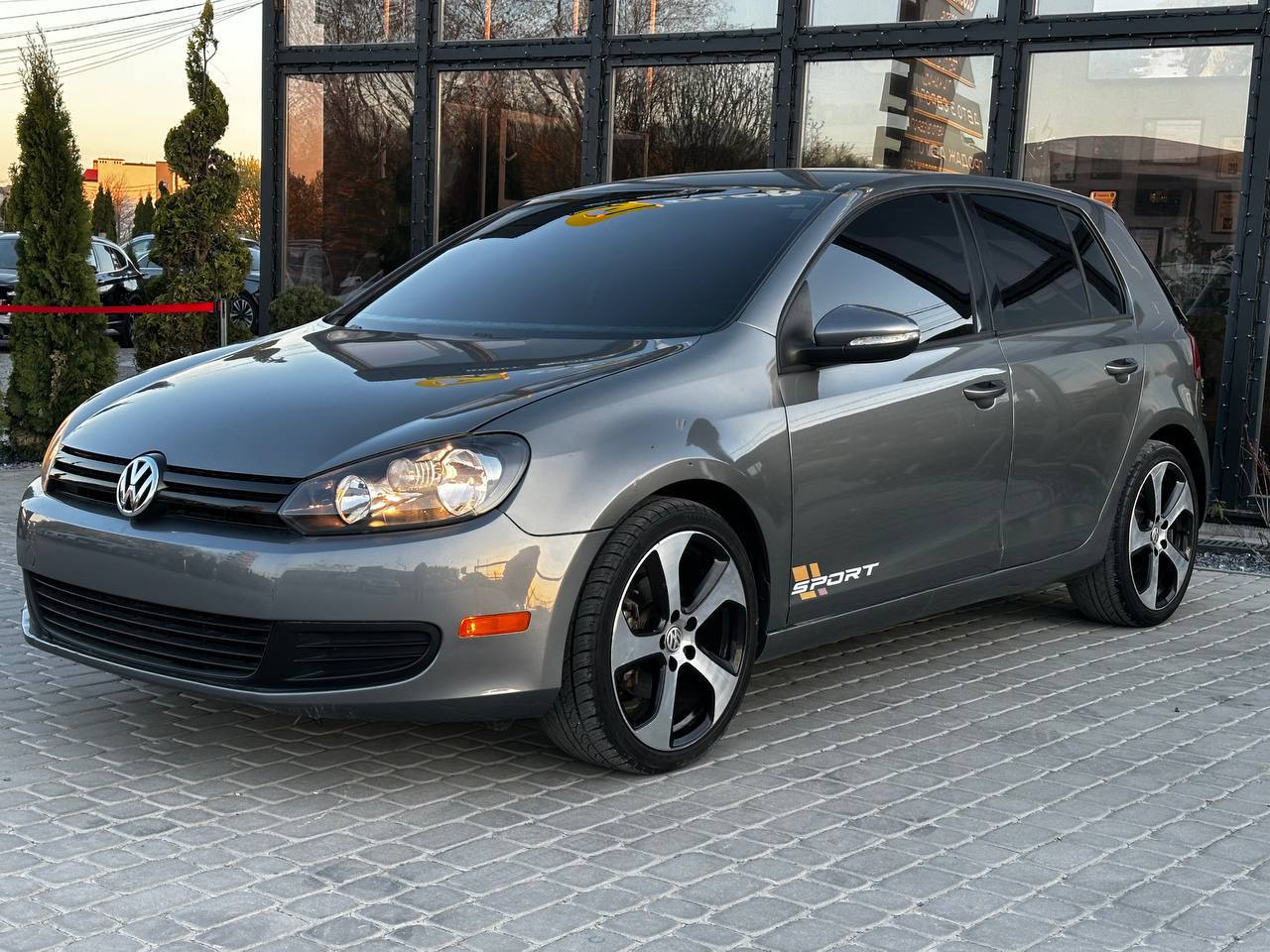 VOLKSWAGEN Golf 2013