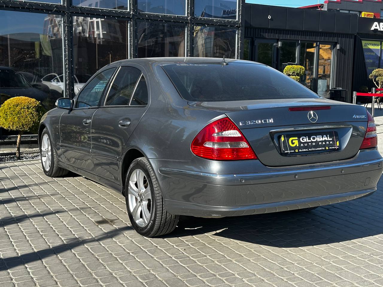 MERCEDES-BENZ E-Class 2006