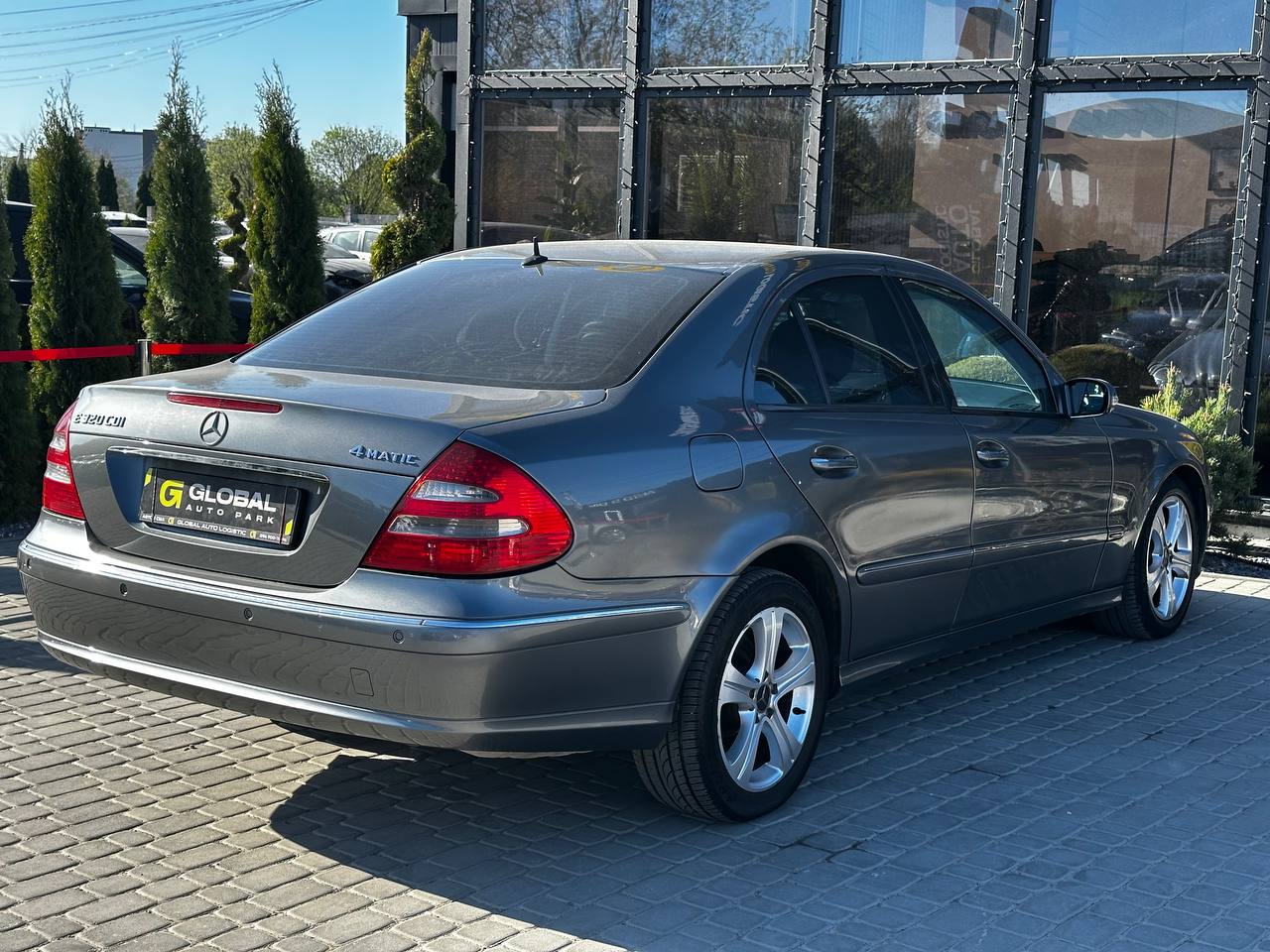 MERCEDES-BENZ E-Class 2006