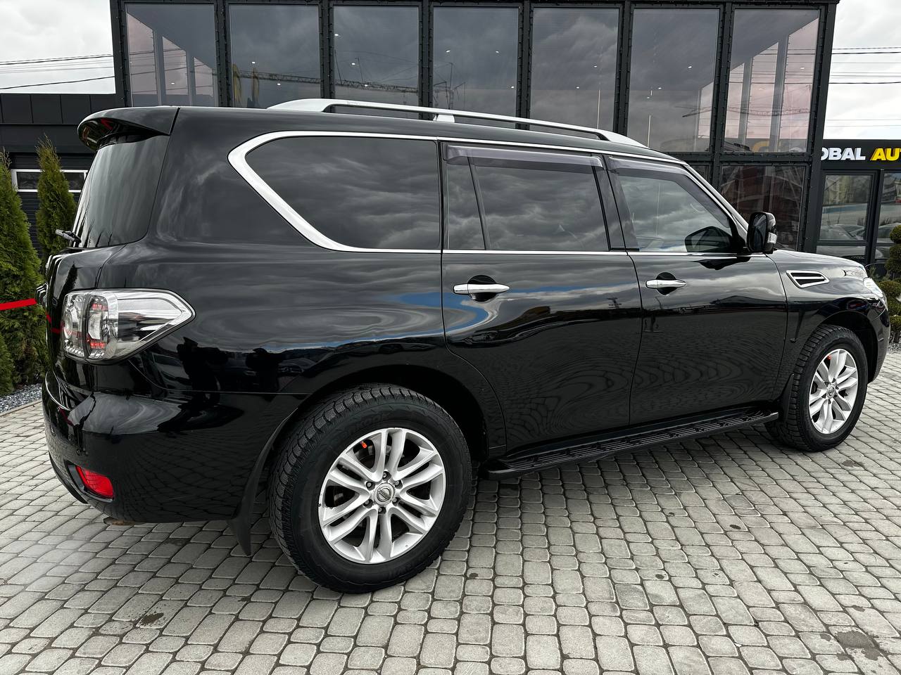 NISSAN Patrol 2011