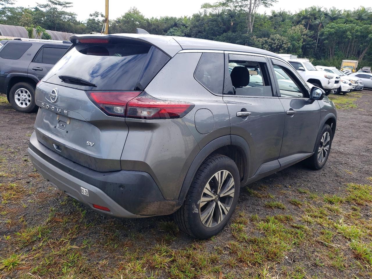 NISSAN Rogue Sv 2021