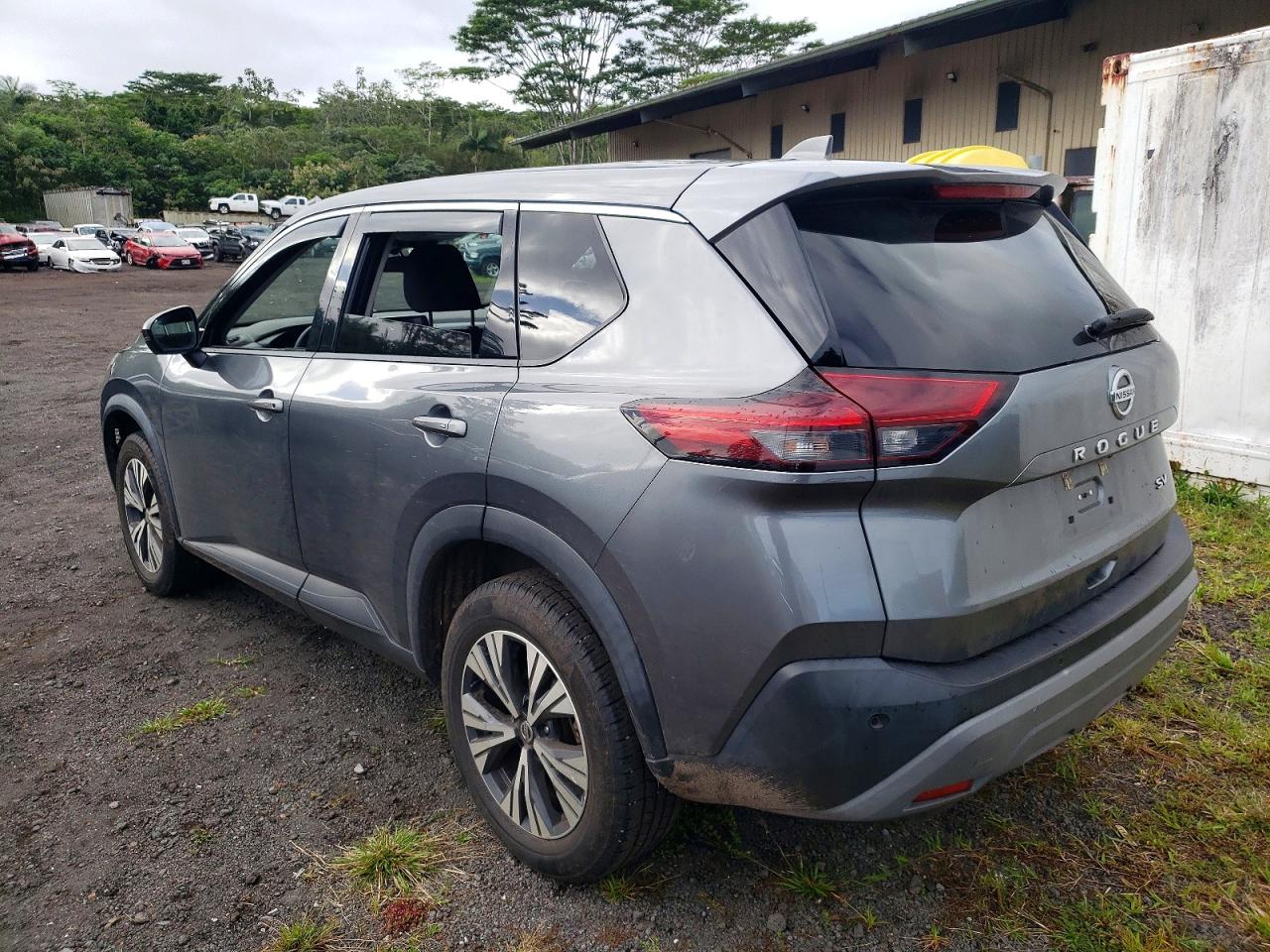 NISSAN Rogue Sv 2021