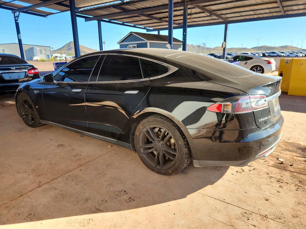 TESLA Model S 85d 2015