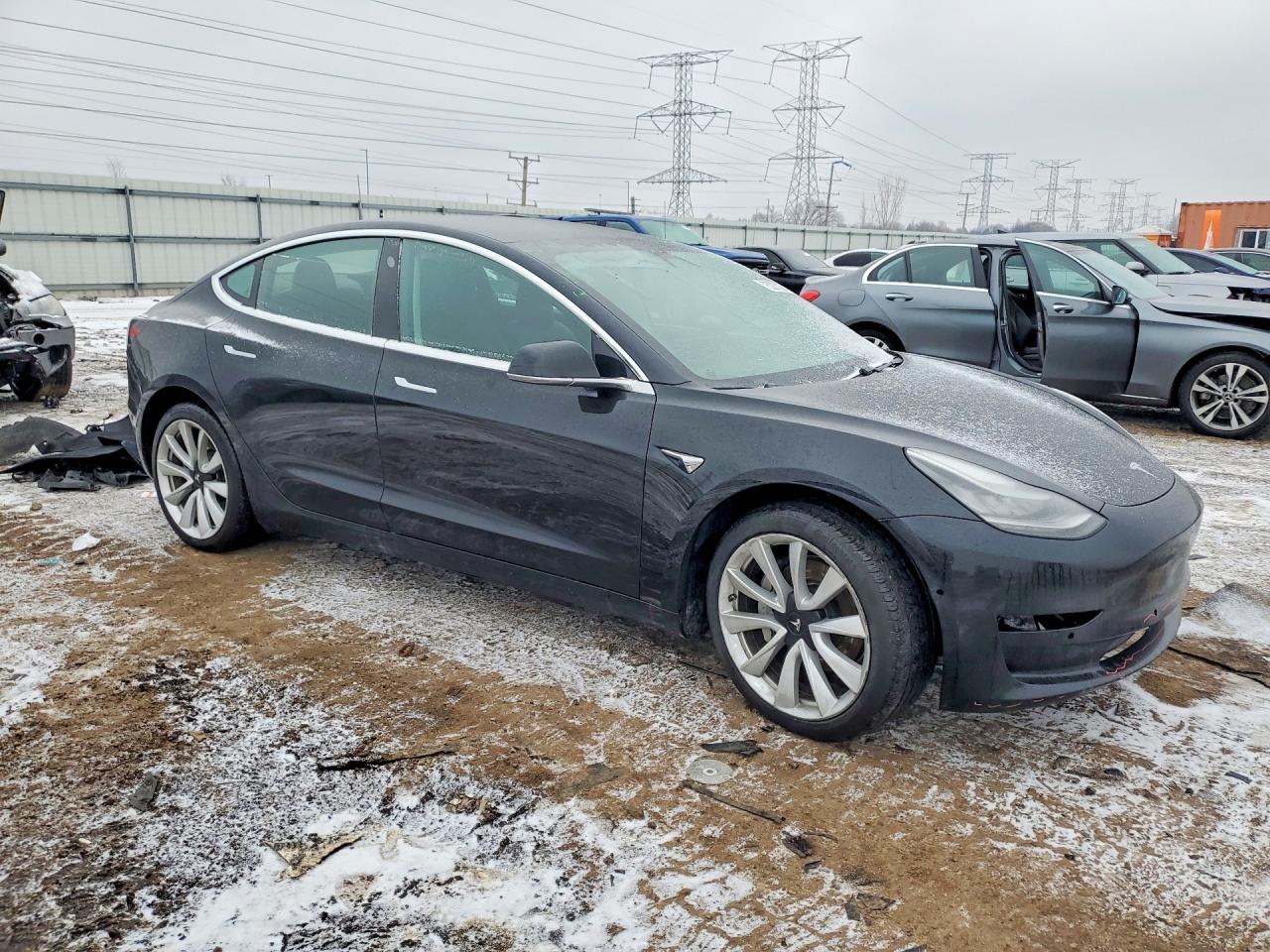 TESLA Model 3 2019