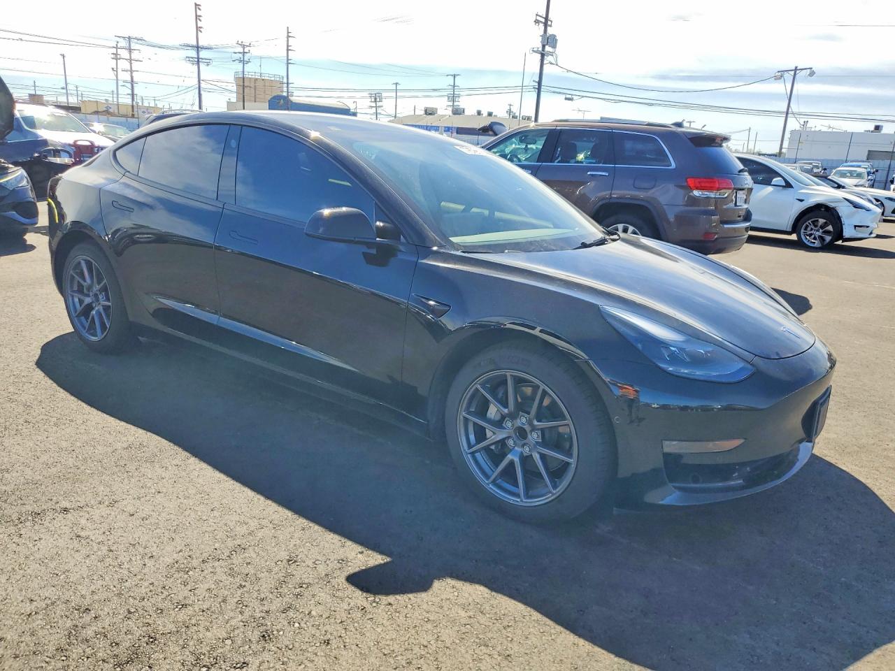 TESLA Model 3 2022