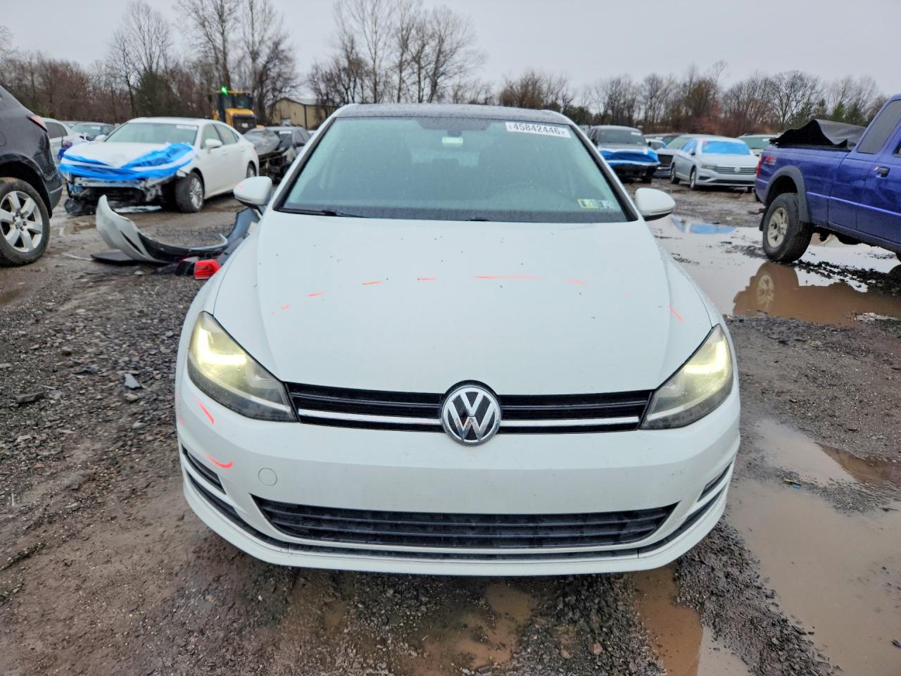 VOLKSWAGEN Golf 2015