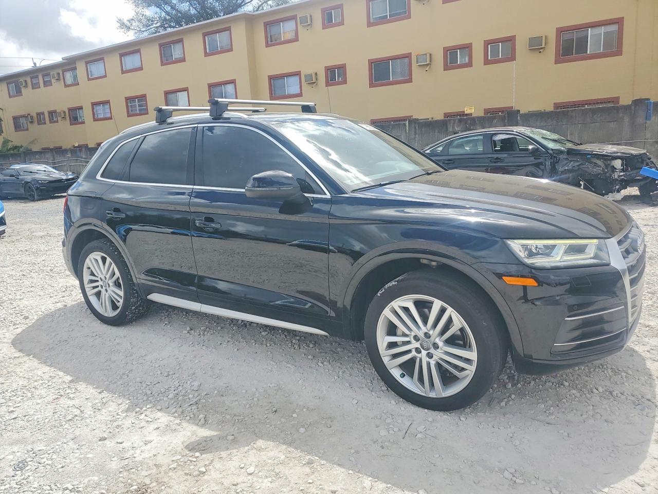AUDI Q5 Premium Plus 2018