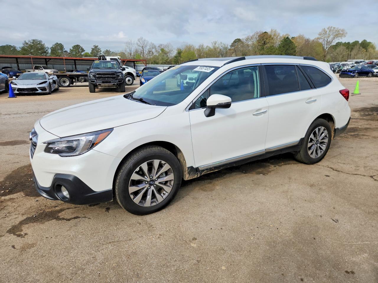 SUBARU Outback Touring 2019