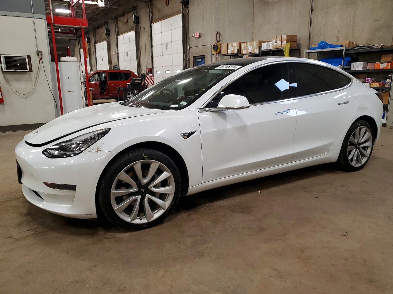 TESLA Model 3 2020