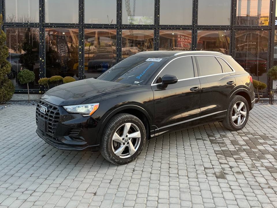 AUDI Q3 2019