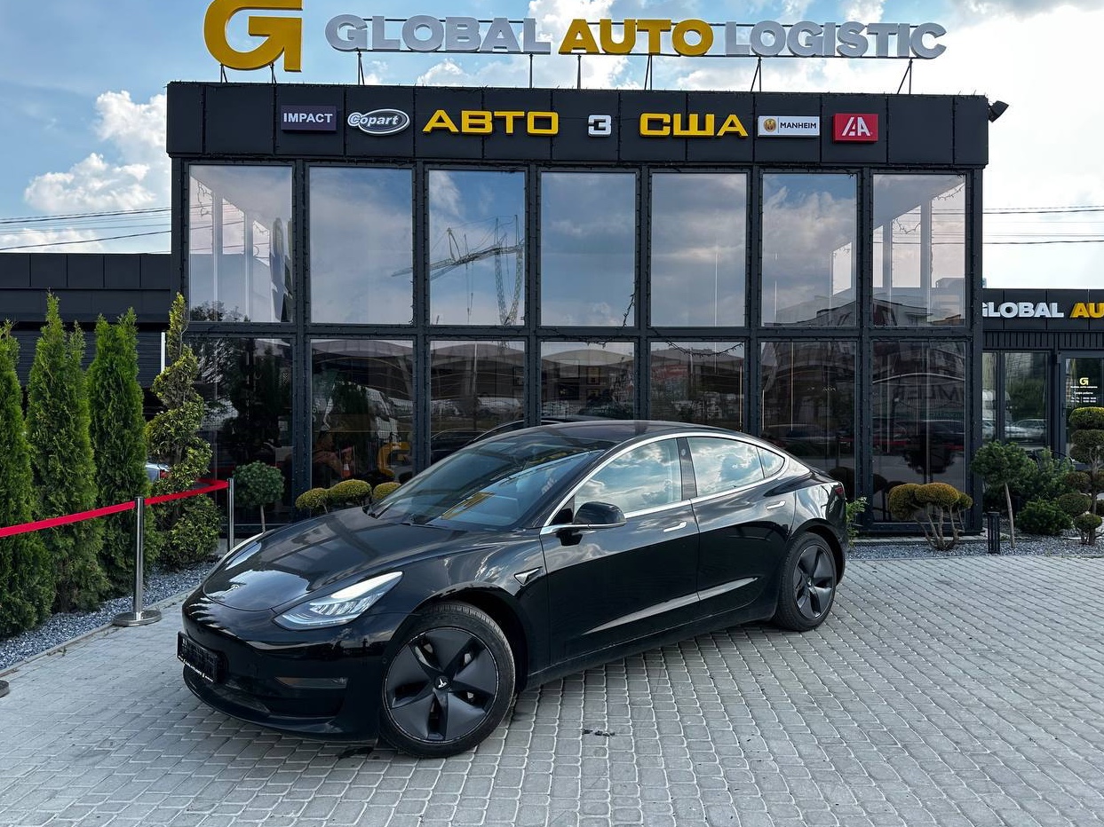 TESLA Model 3 2018