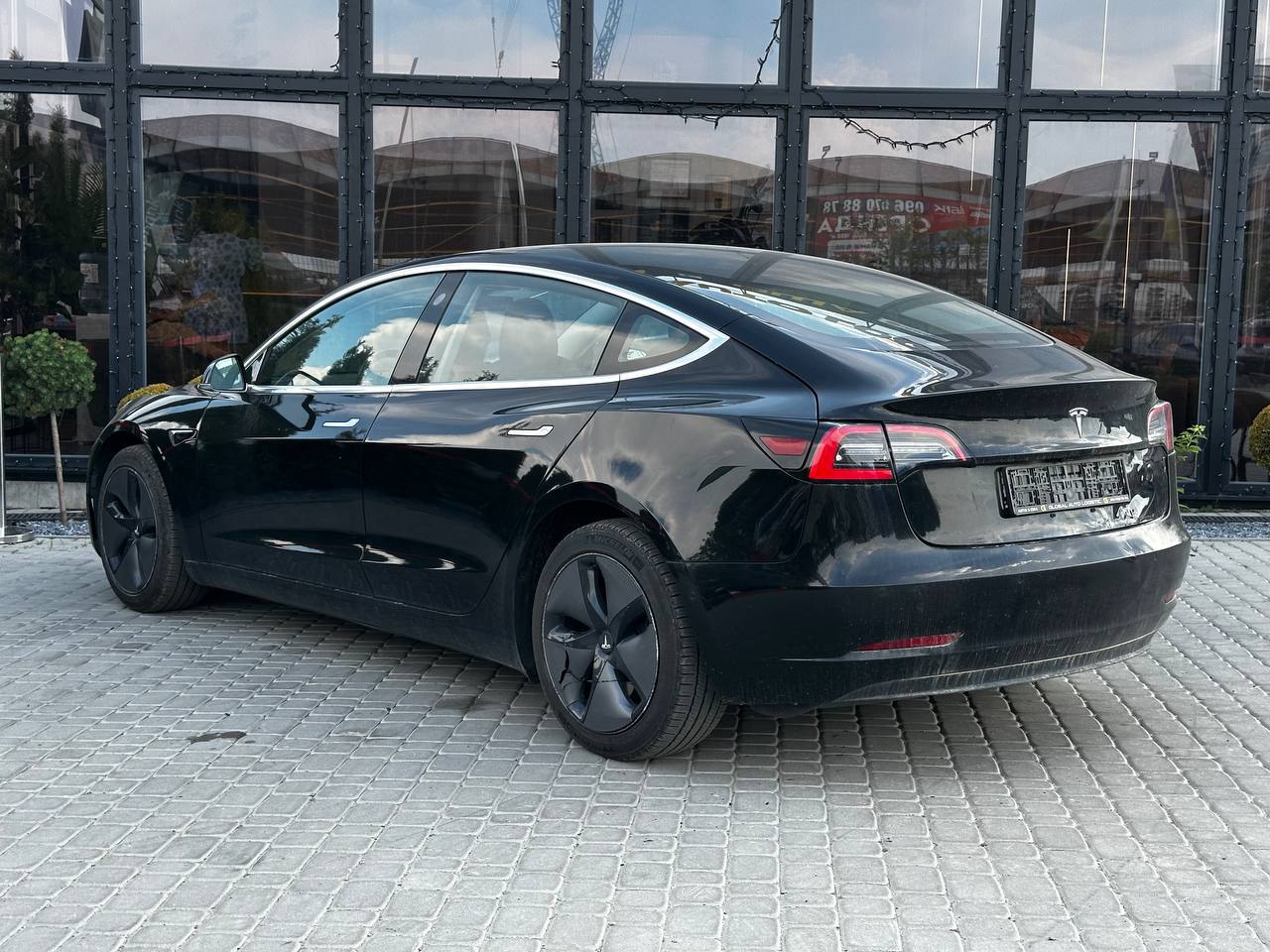 TESLA Model 3 2018